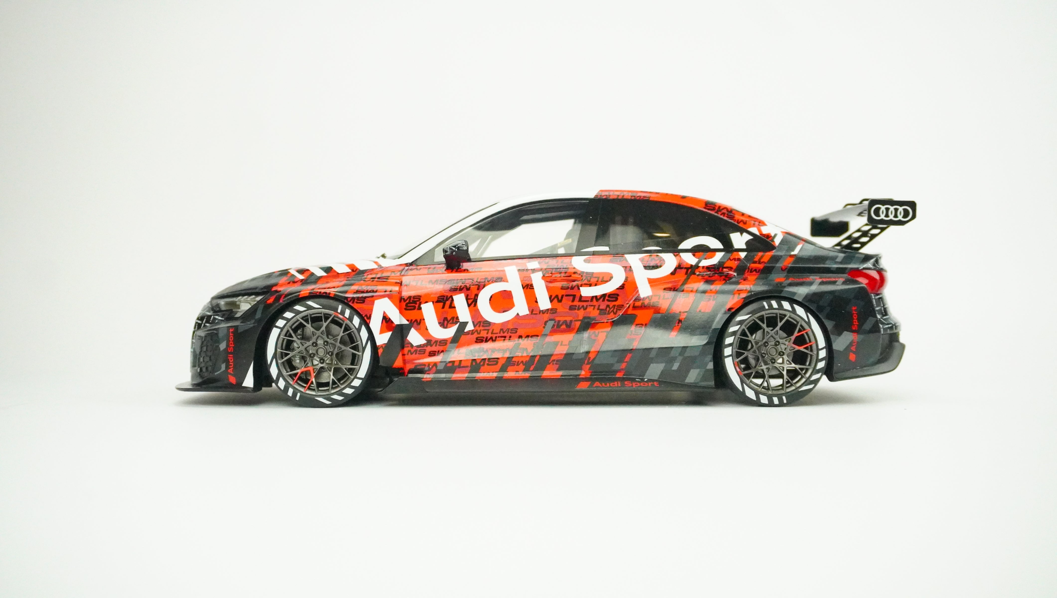 Audi Sport RS 3 LMS 1:18