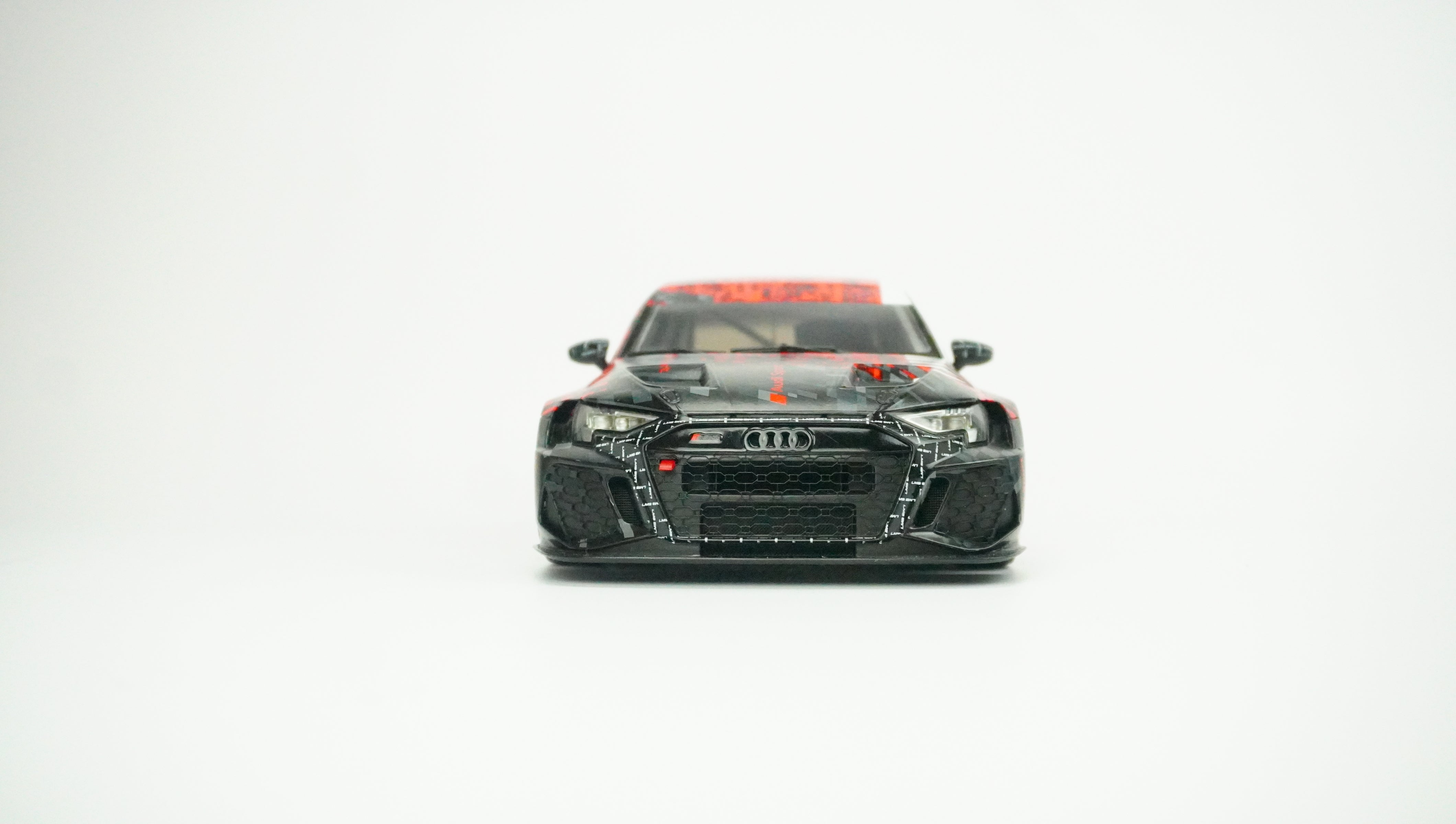 Audi Sport RS 3 LMS 1:18