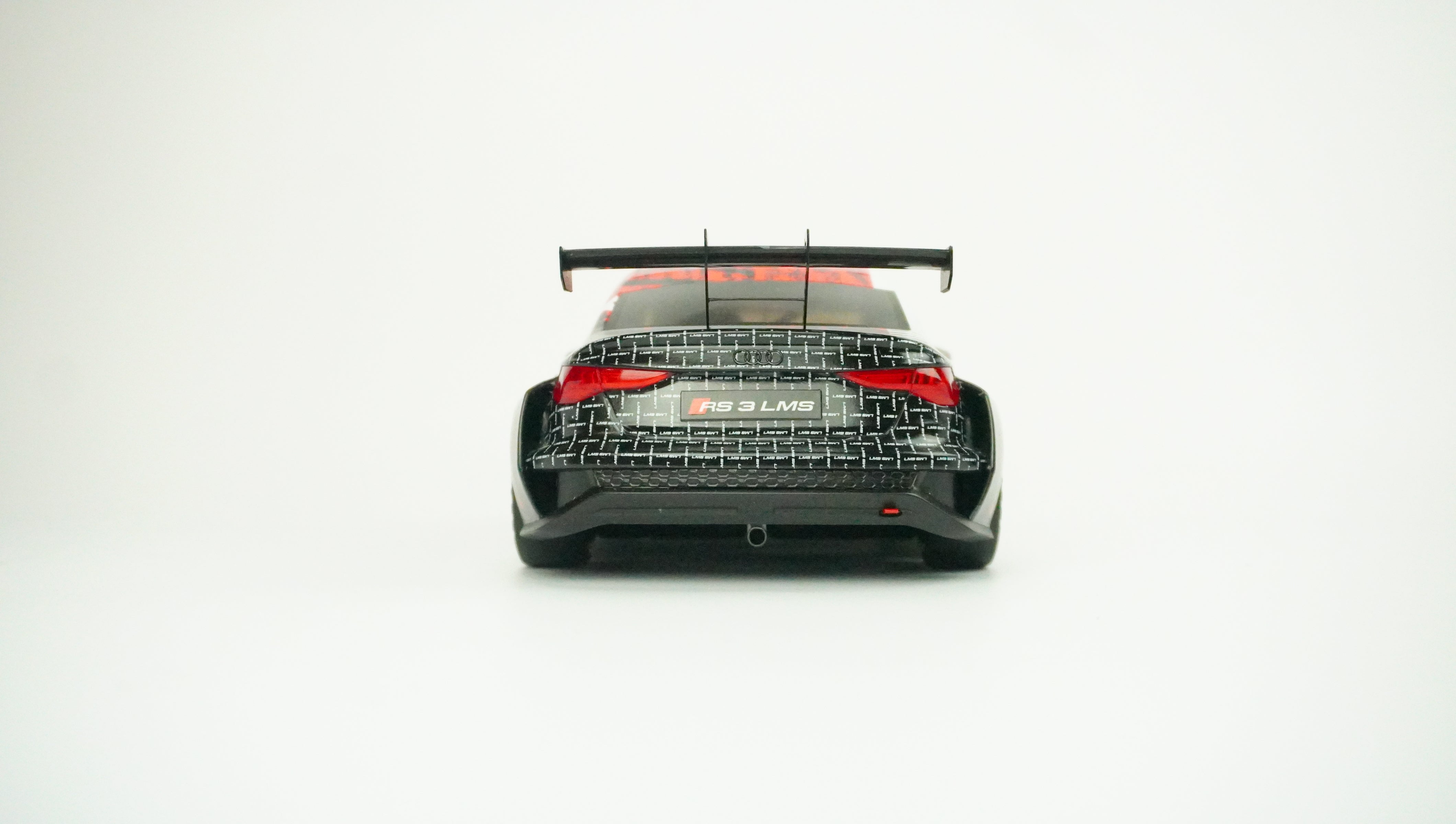 Audi Sport RS 3 LMS 1:18