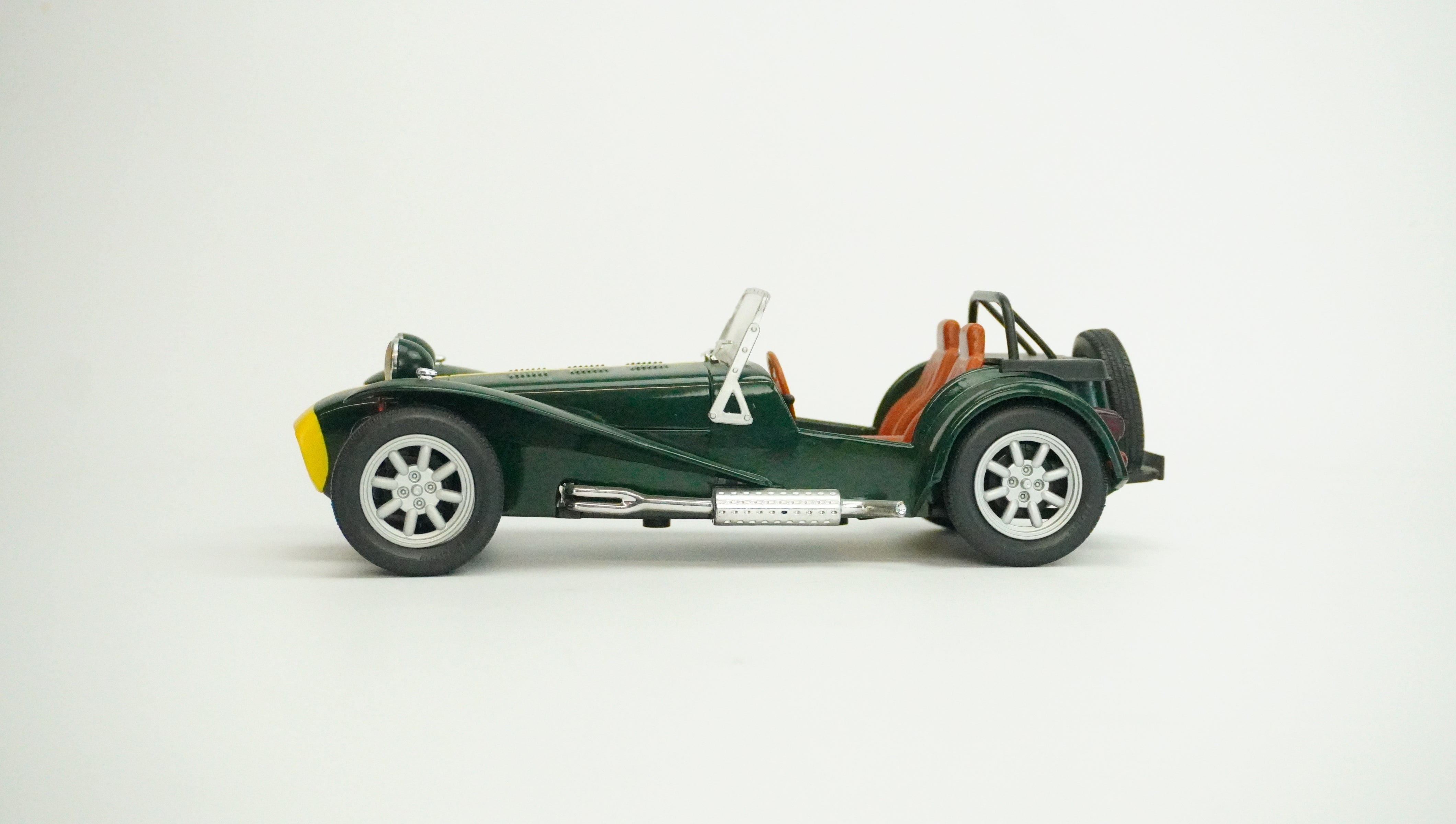 Lotus Caterham Super Seven 1973 1:18