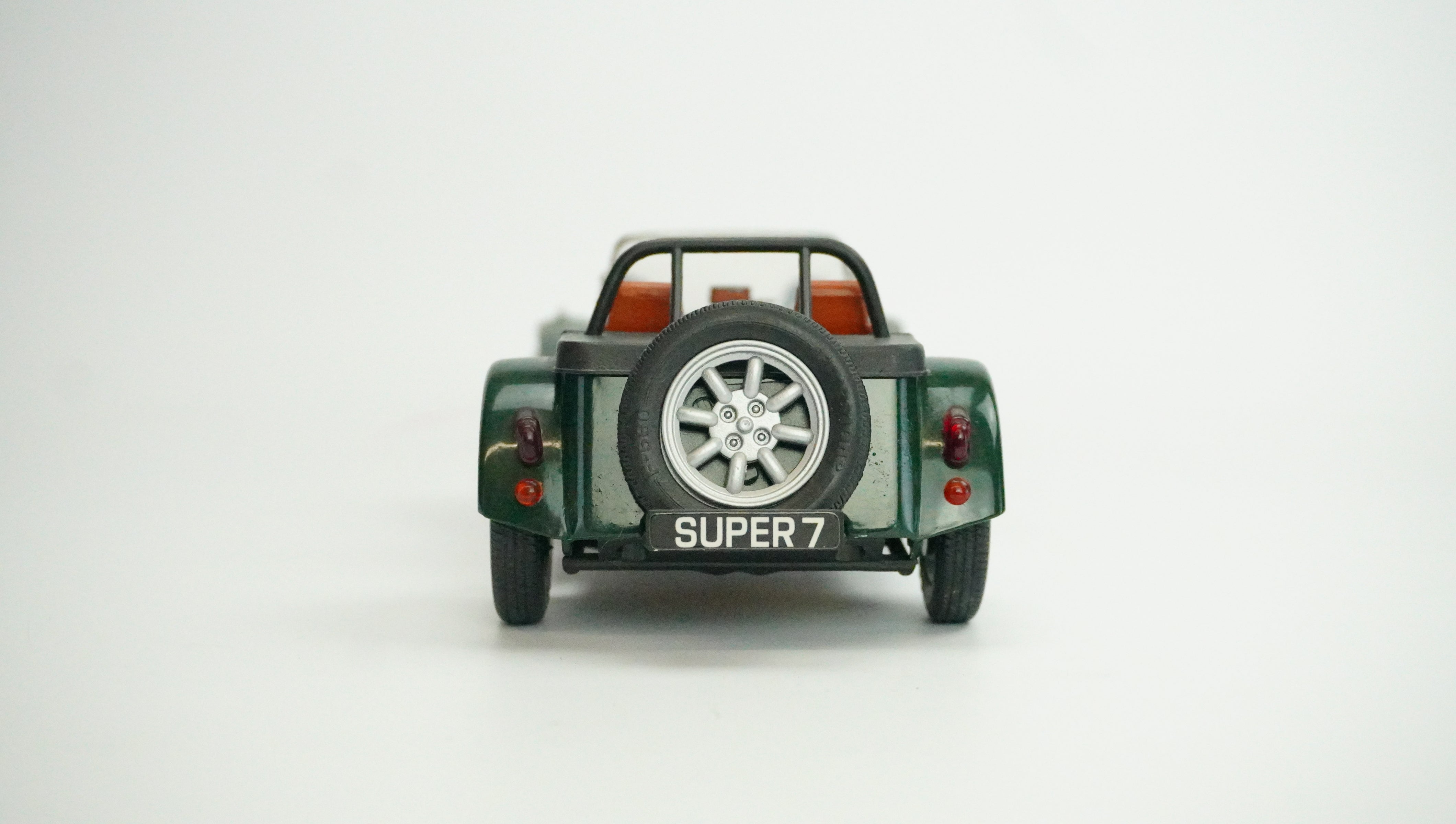 Lotus Caterham Super Seven 1973 1:18