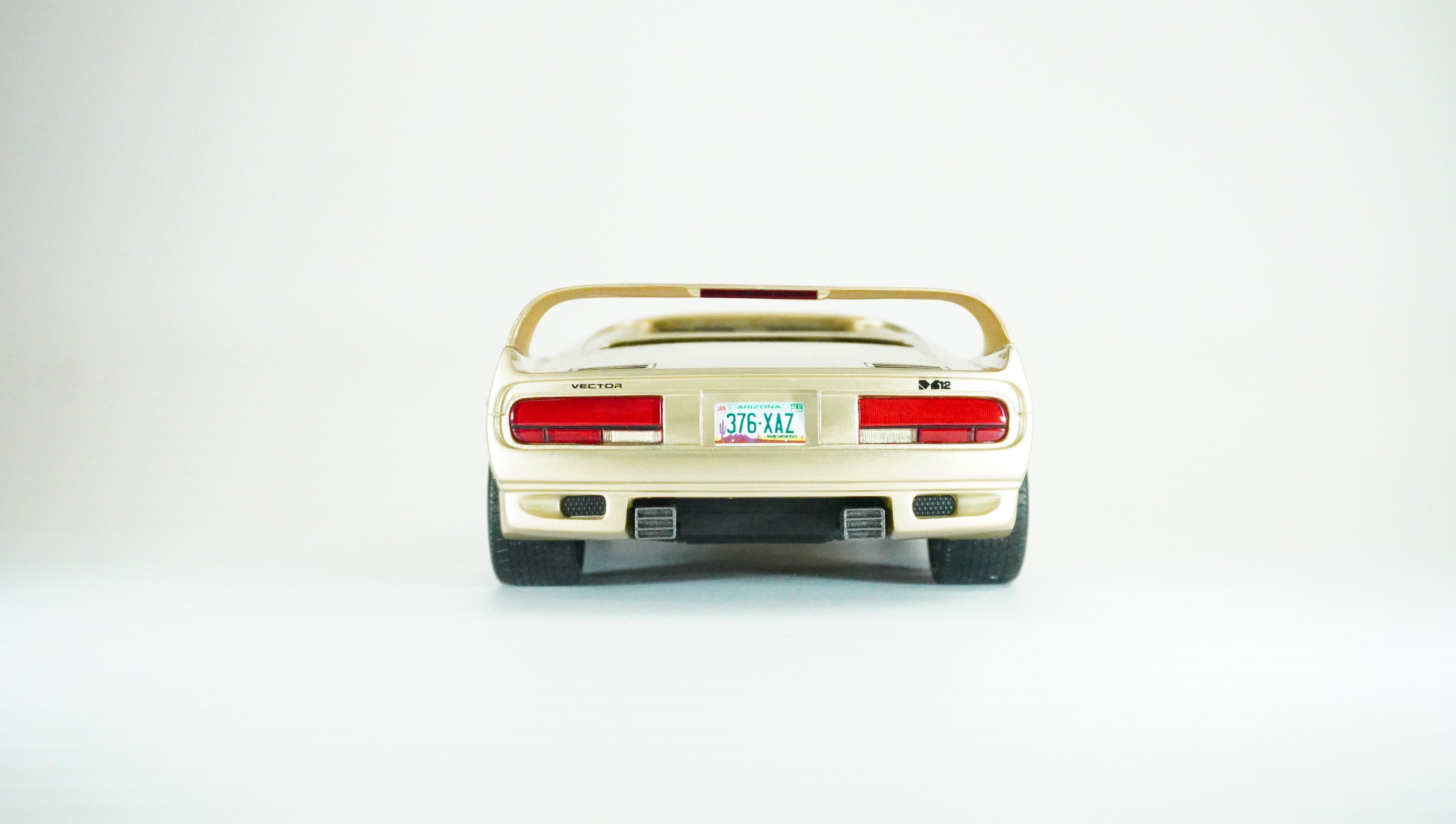 Vector M12 Limited 1995 1:18