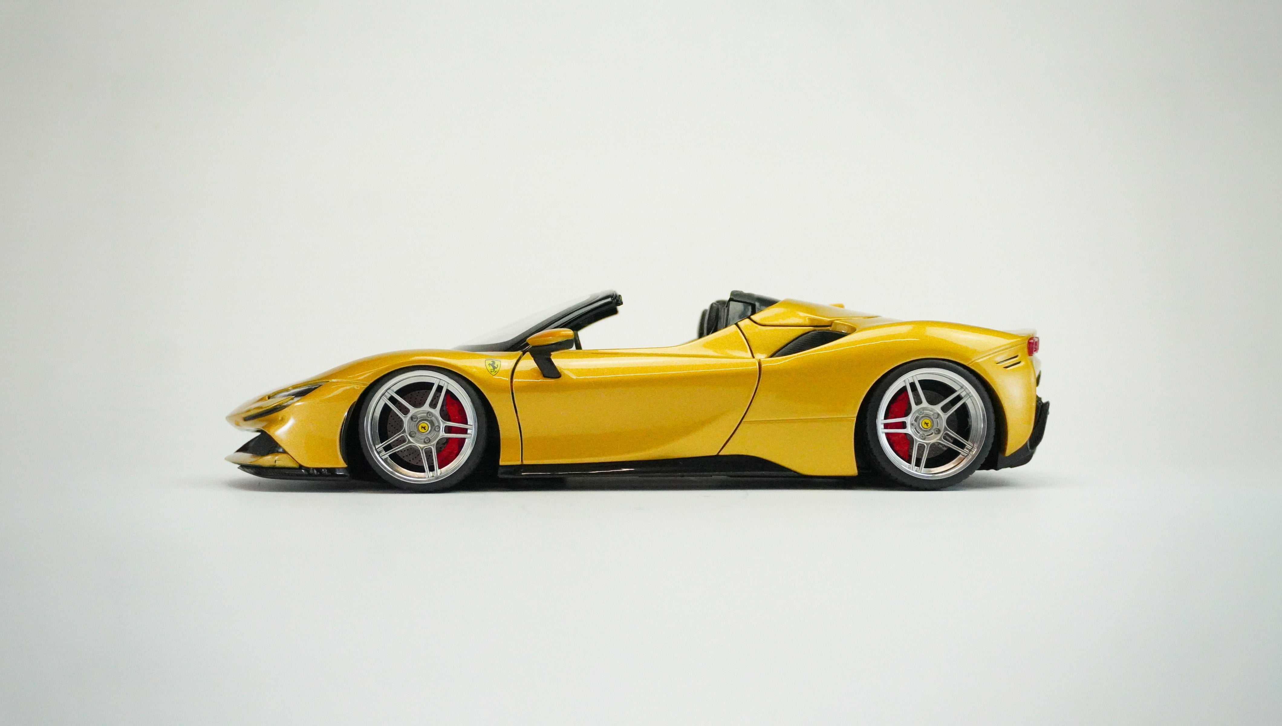 Ferrari SF90 Spider (Umbau) 1:18