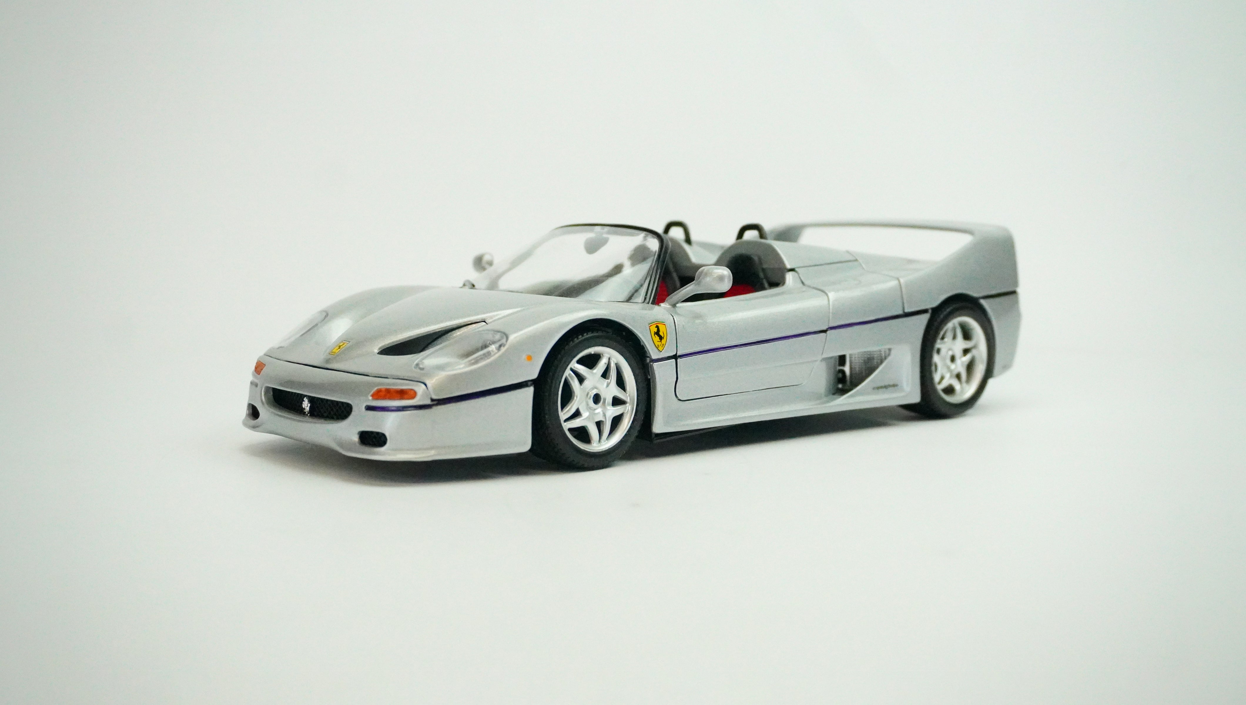 Ferrari F50 Spider 1:18