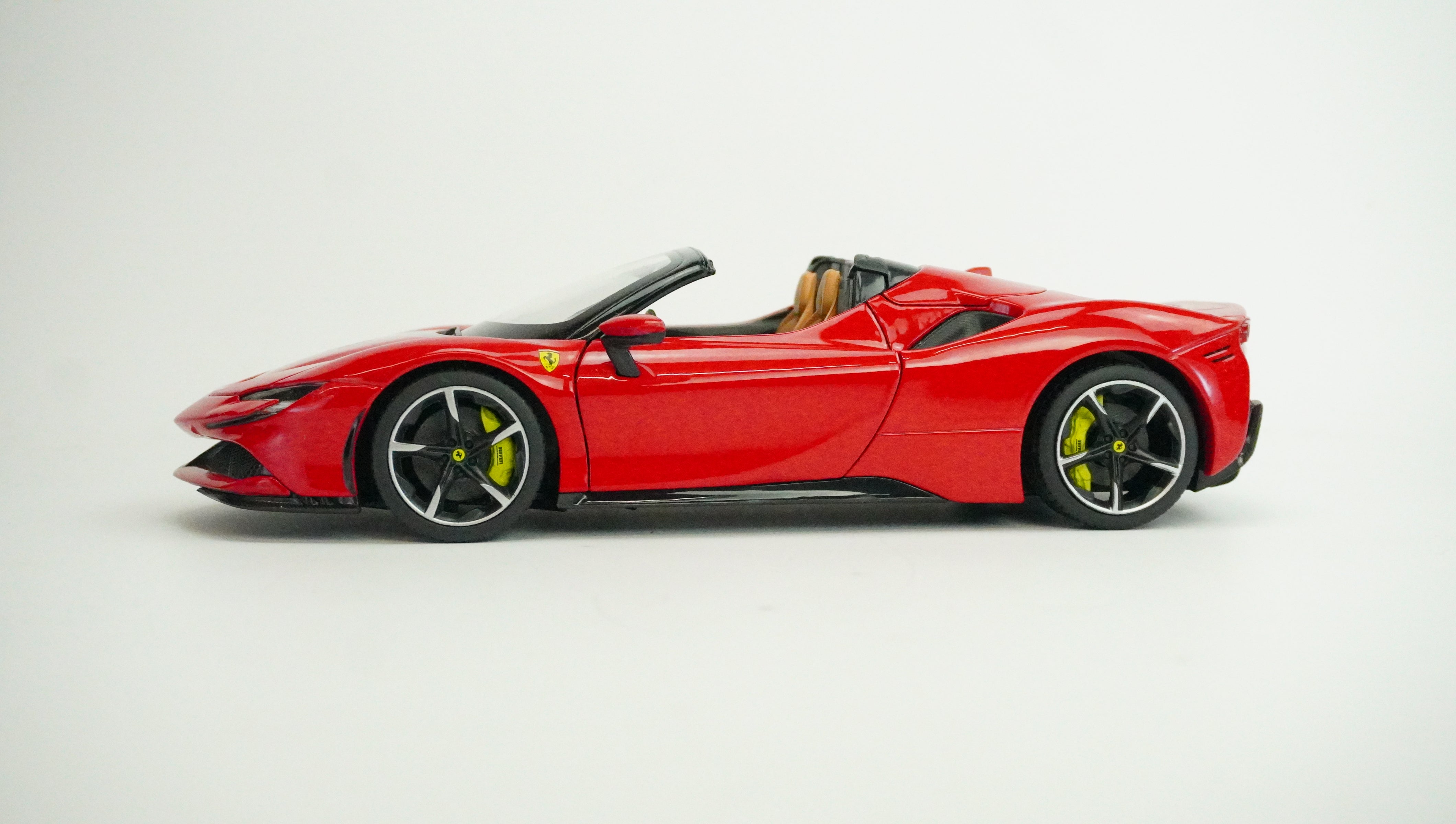 Ferrari SF90 Spider (ohne Box) 1:18