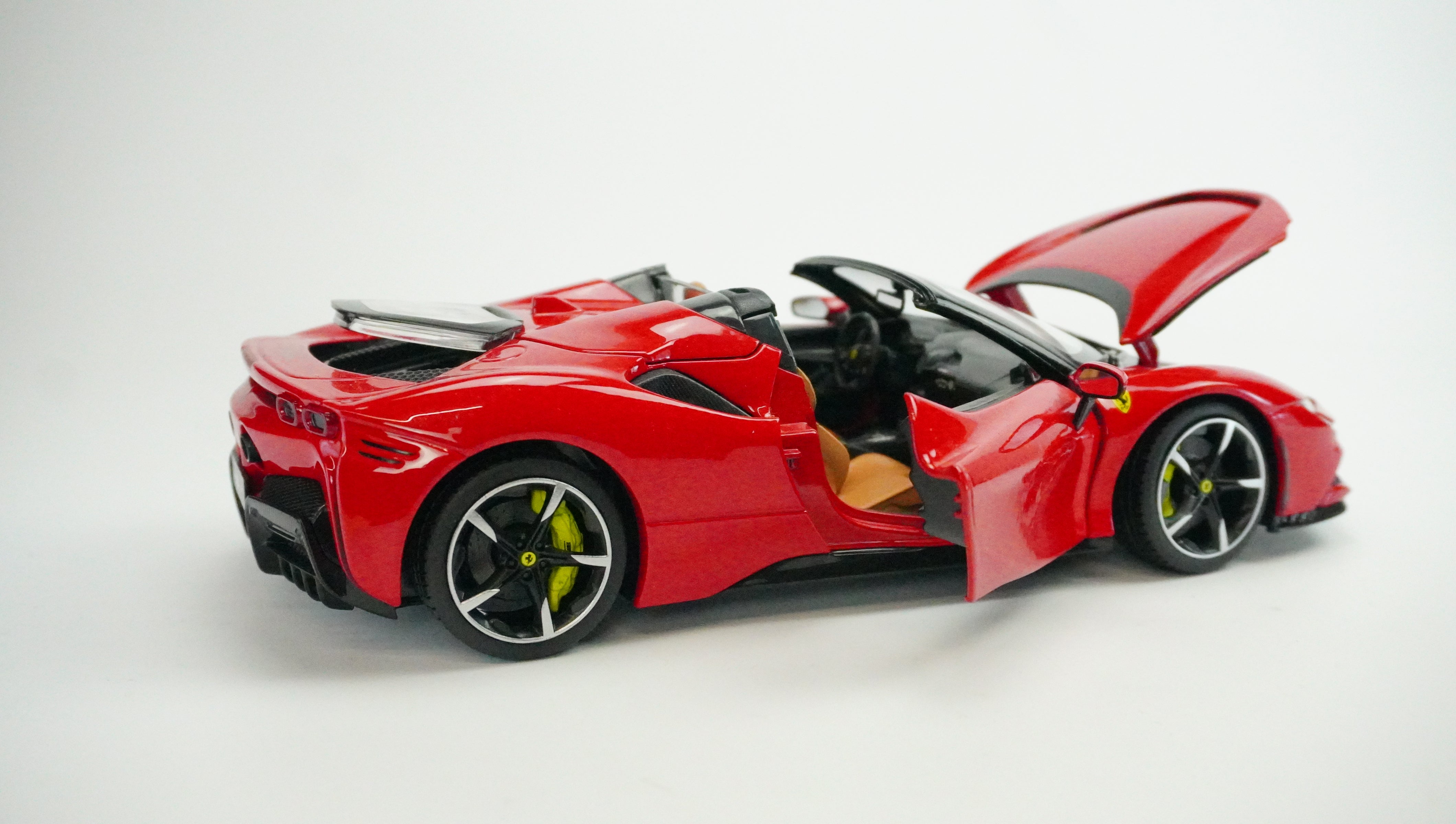 Ferrari SF90 Spider (ohne Box) 1:18