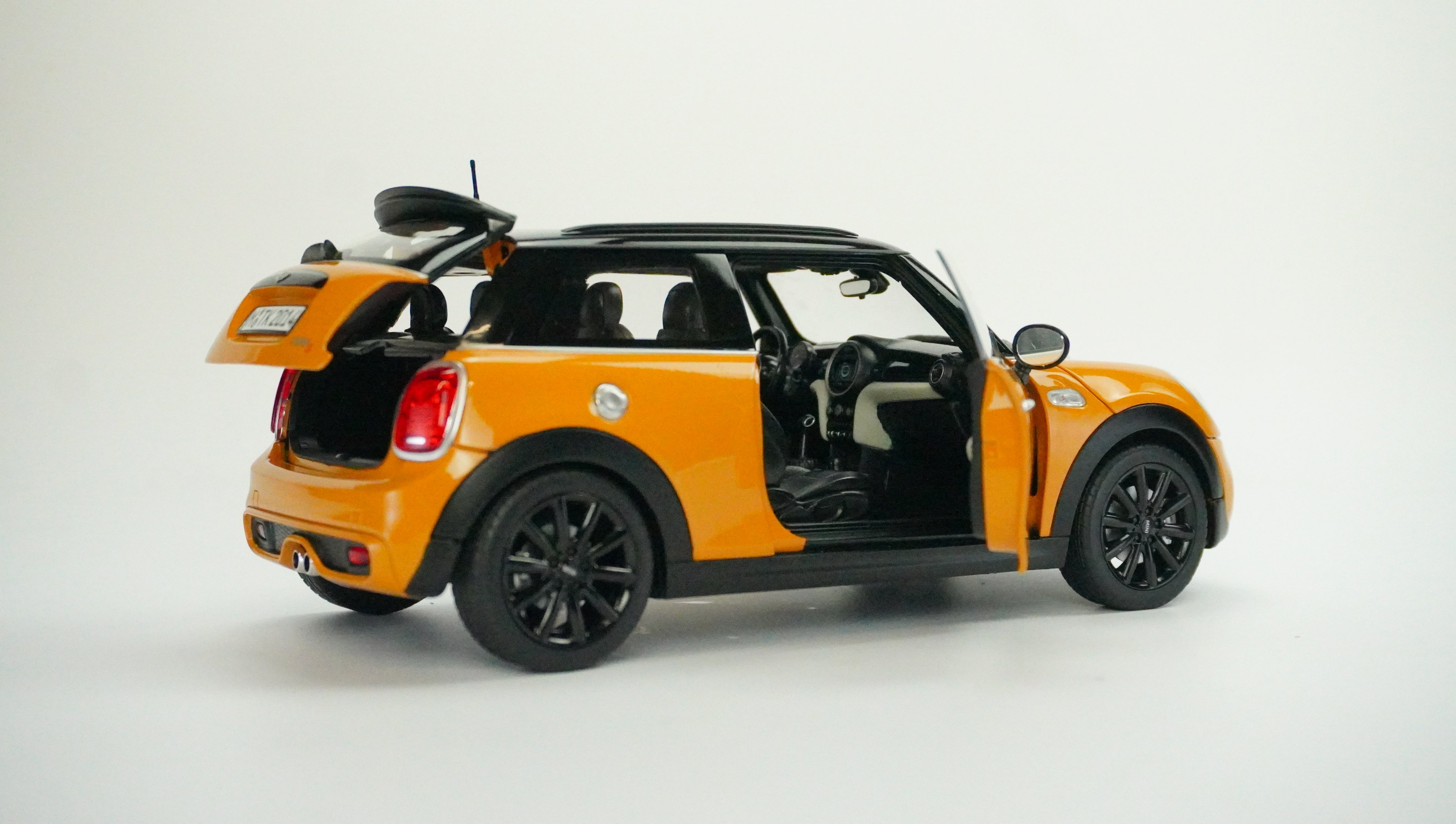Mini Cooper S Vulcan Rarität 1:18