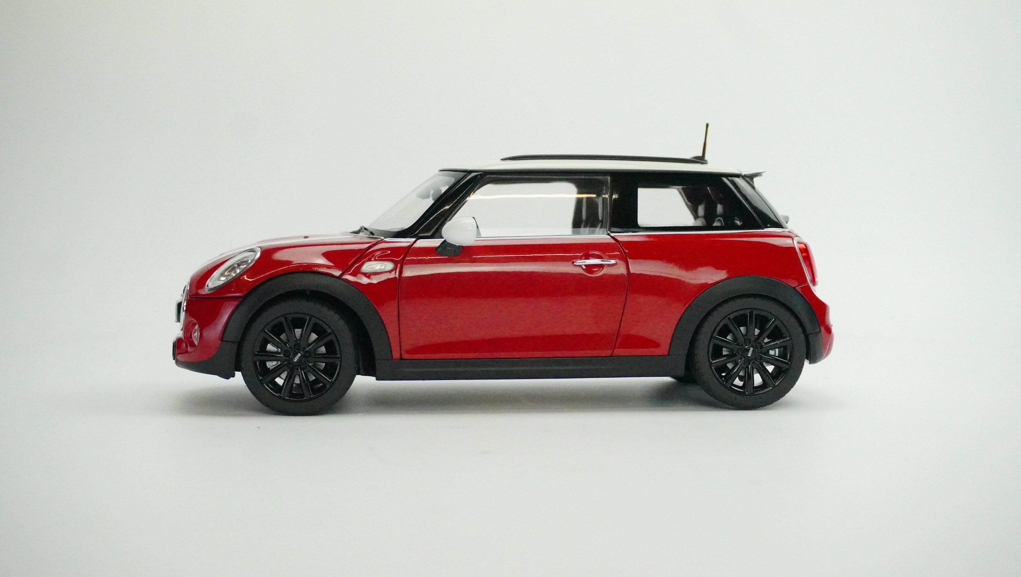 Mini Cooper S Rarity 1:18