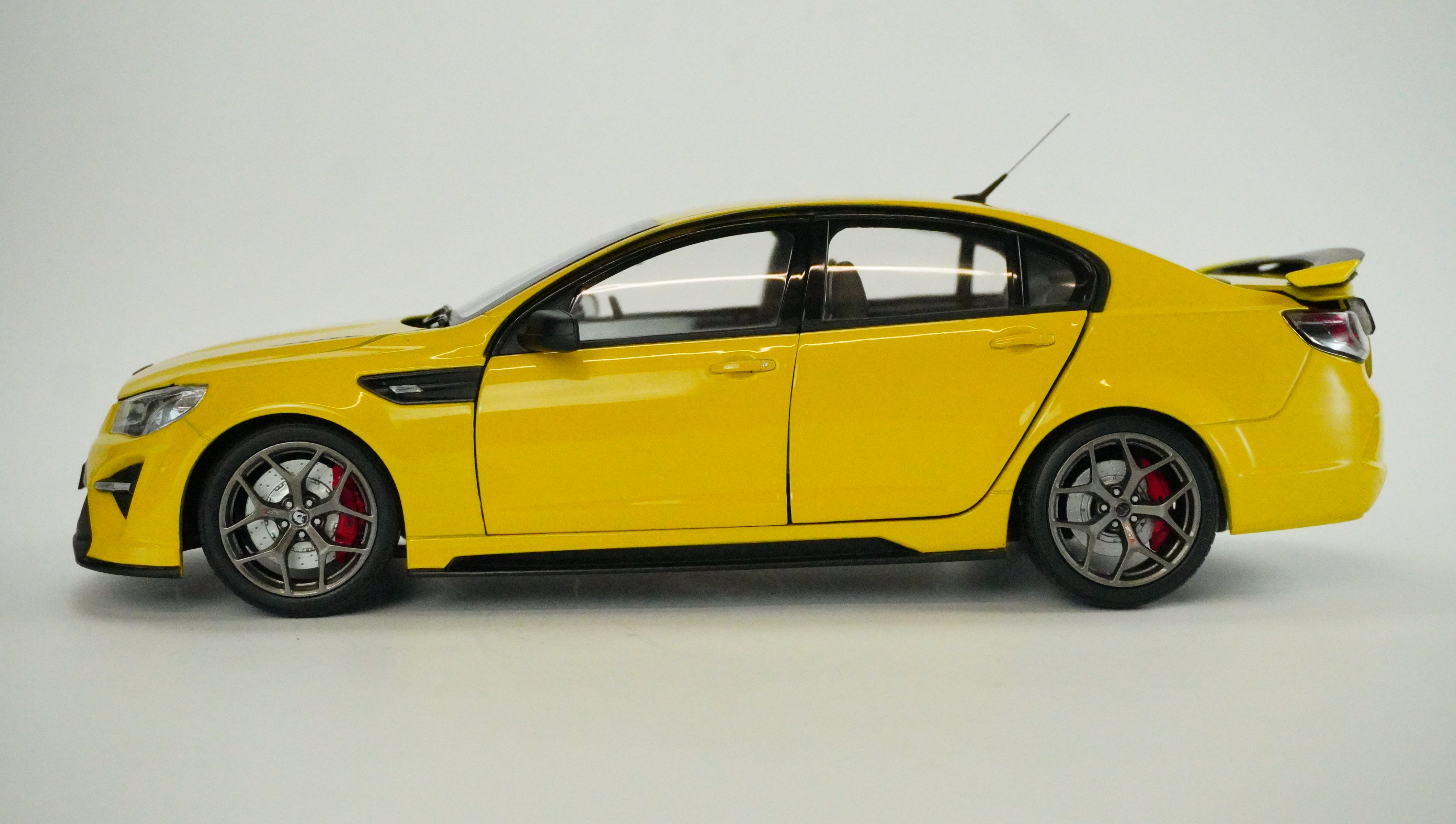 Holden HSV GTSR 1:18