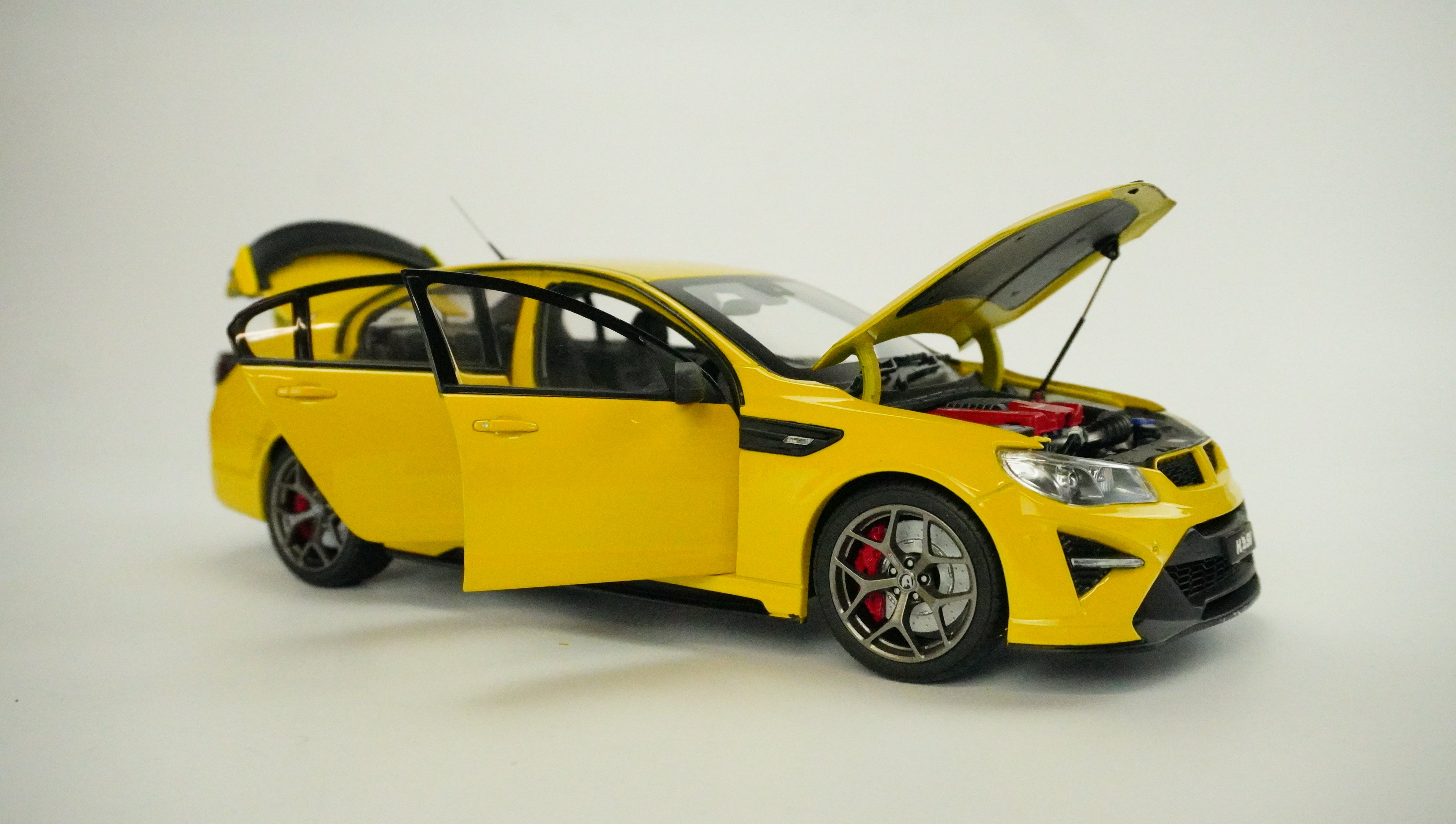Holden HSV GTSR 1:18