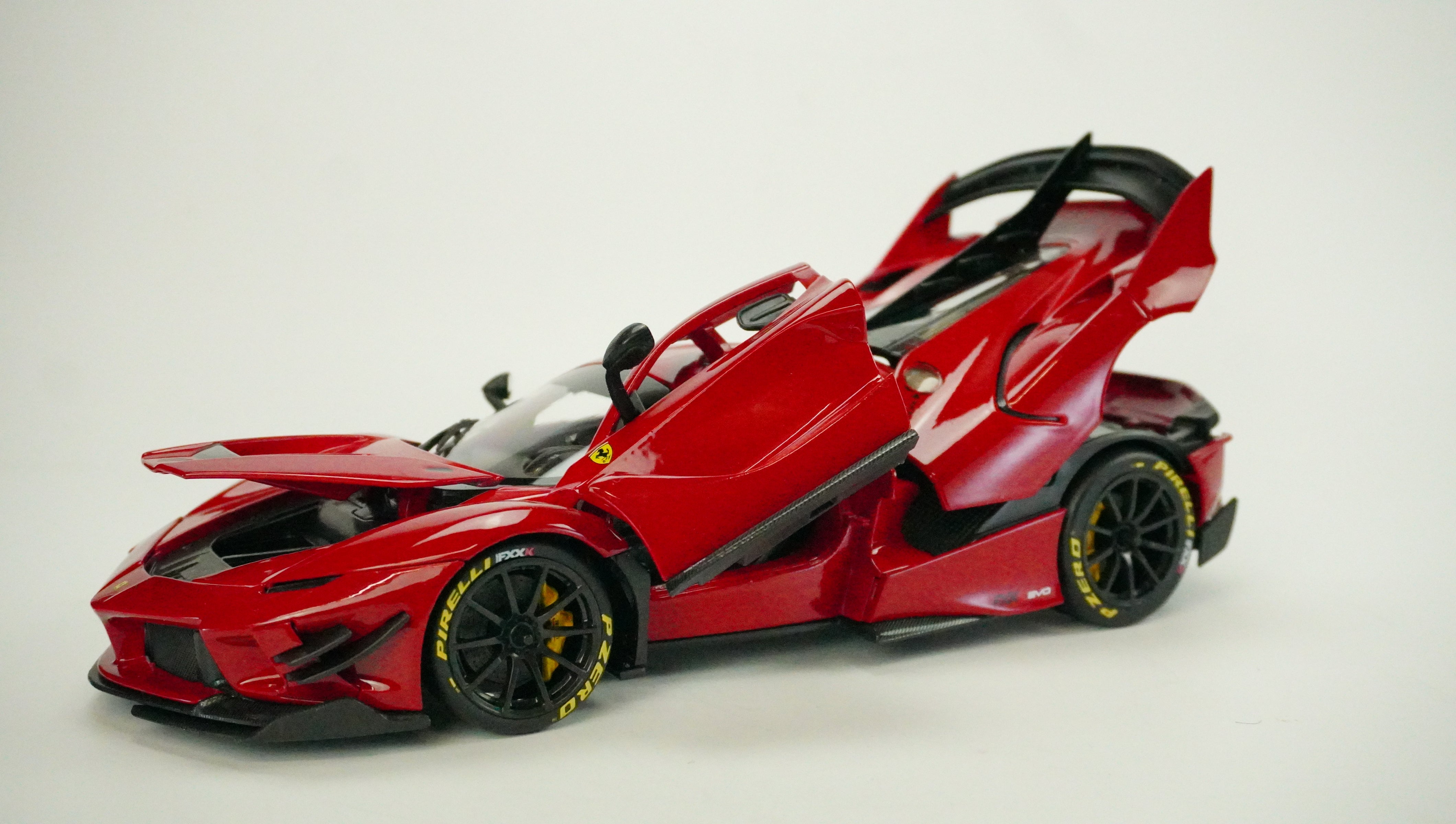 Ferrari FXX-K Evo 2025 1:18