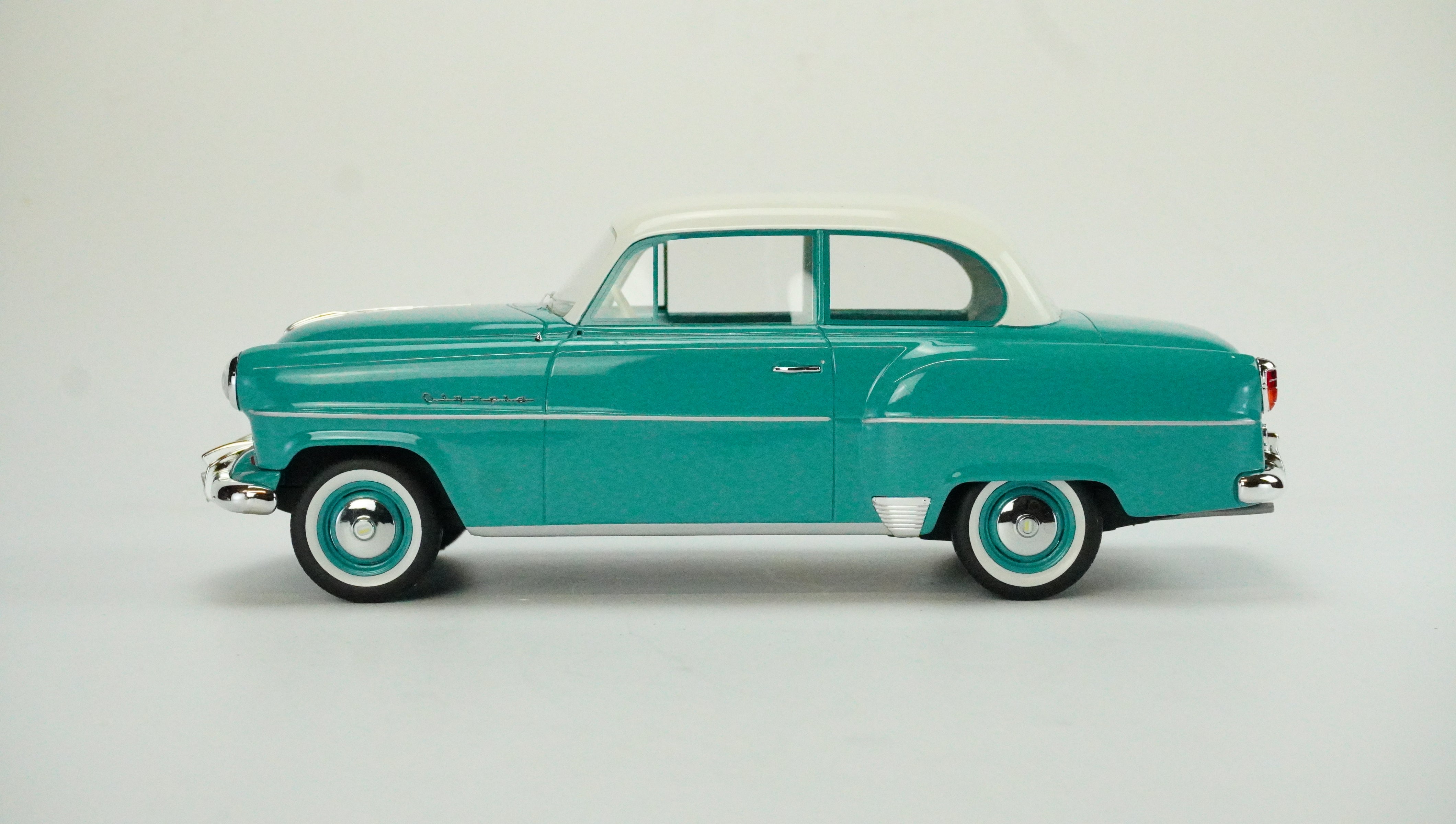 Opel Olympia Rekord Limited 1:18
