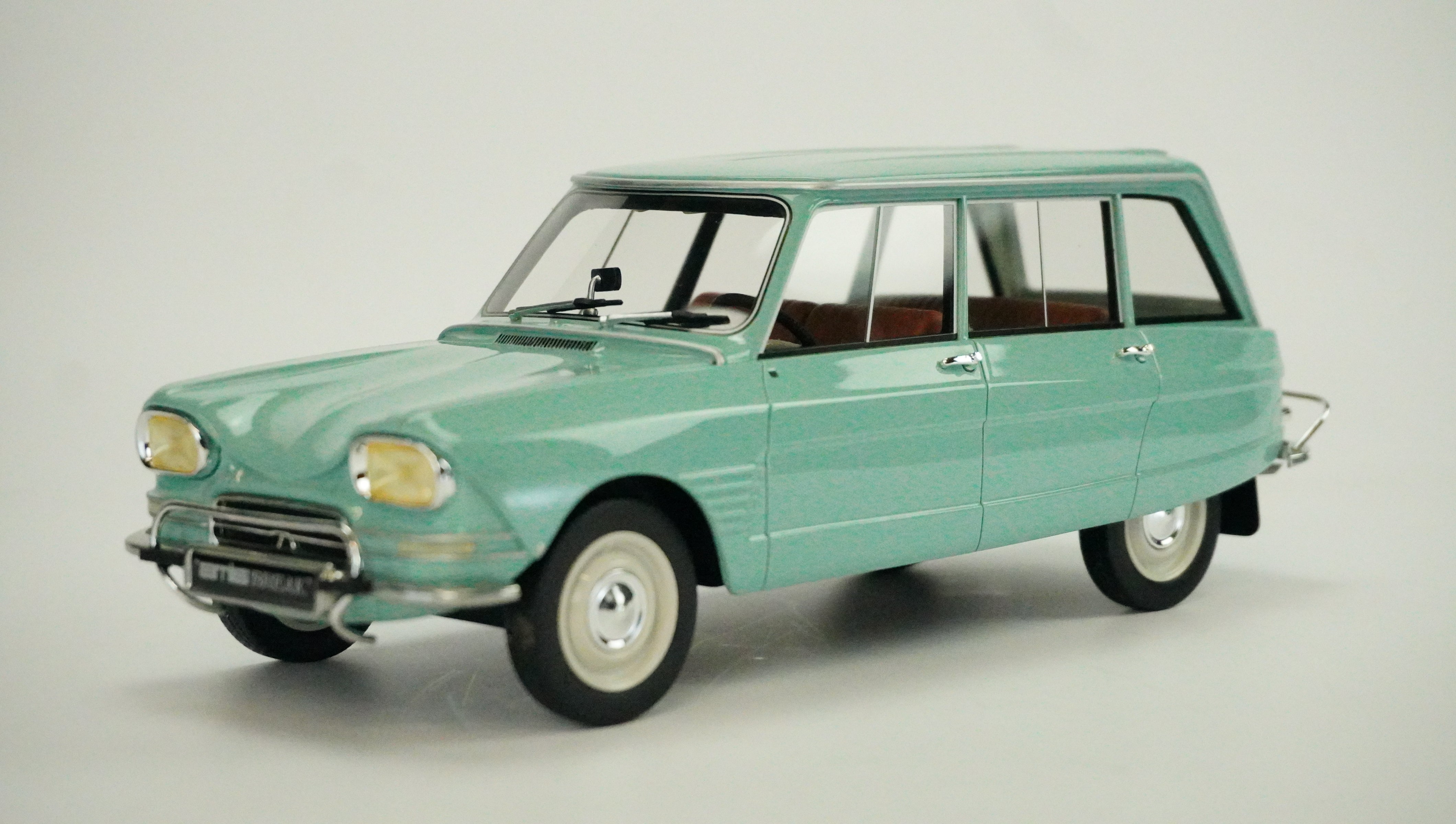 Citroën Amin 6 Break Limited 1967 1:18