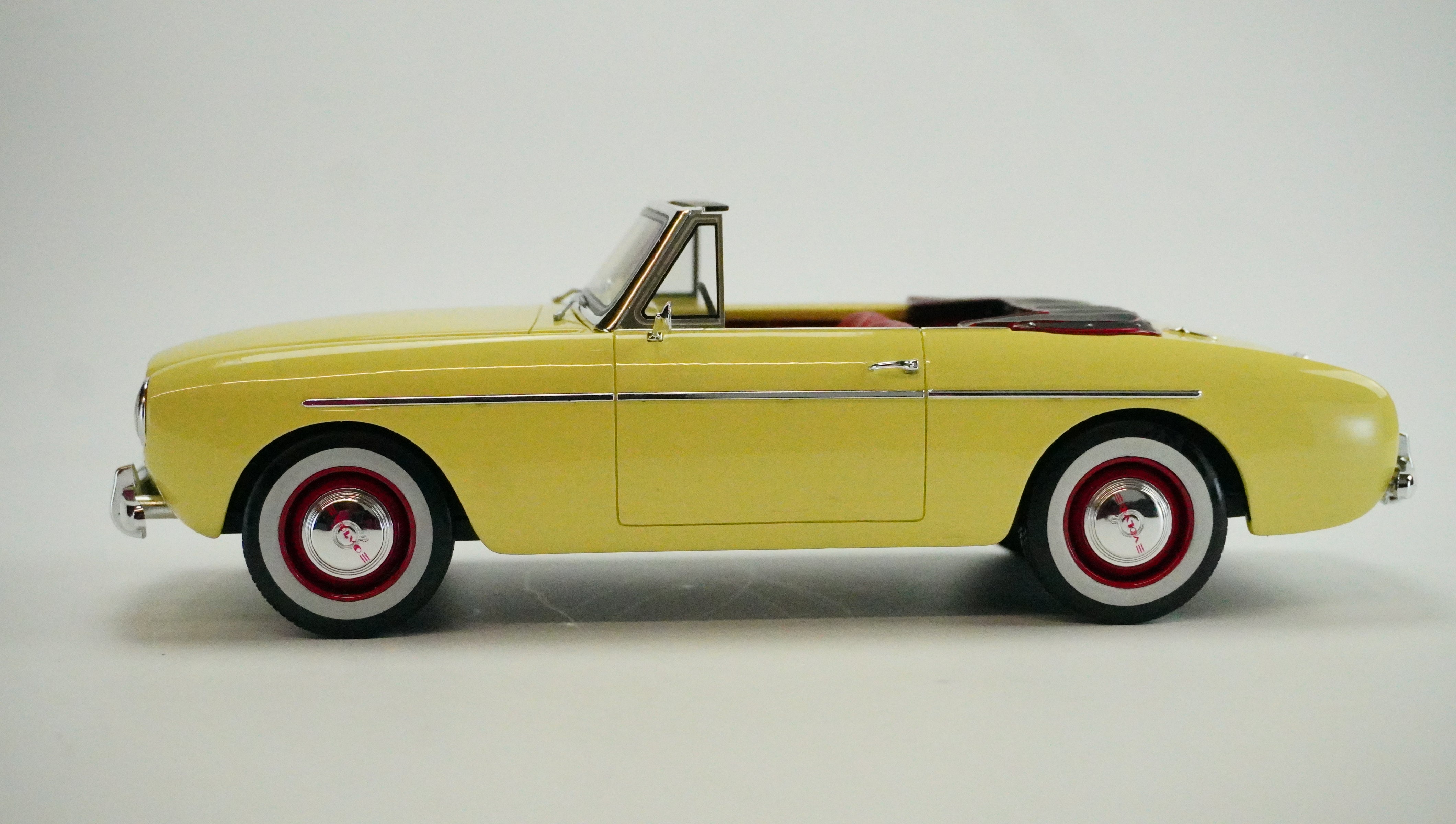 Volvo P1900 Sport Limited 1:18