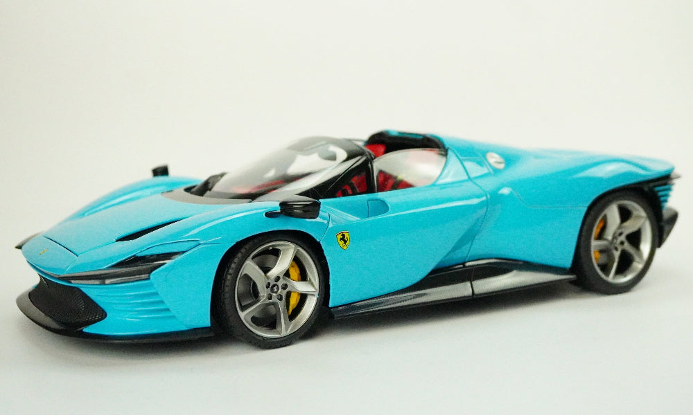 Ferrari Daytona SP3 Spider 1:18