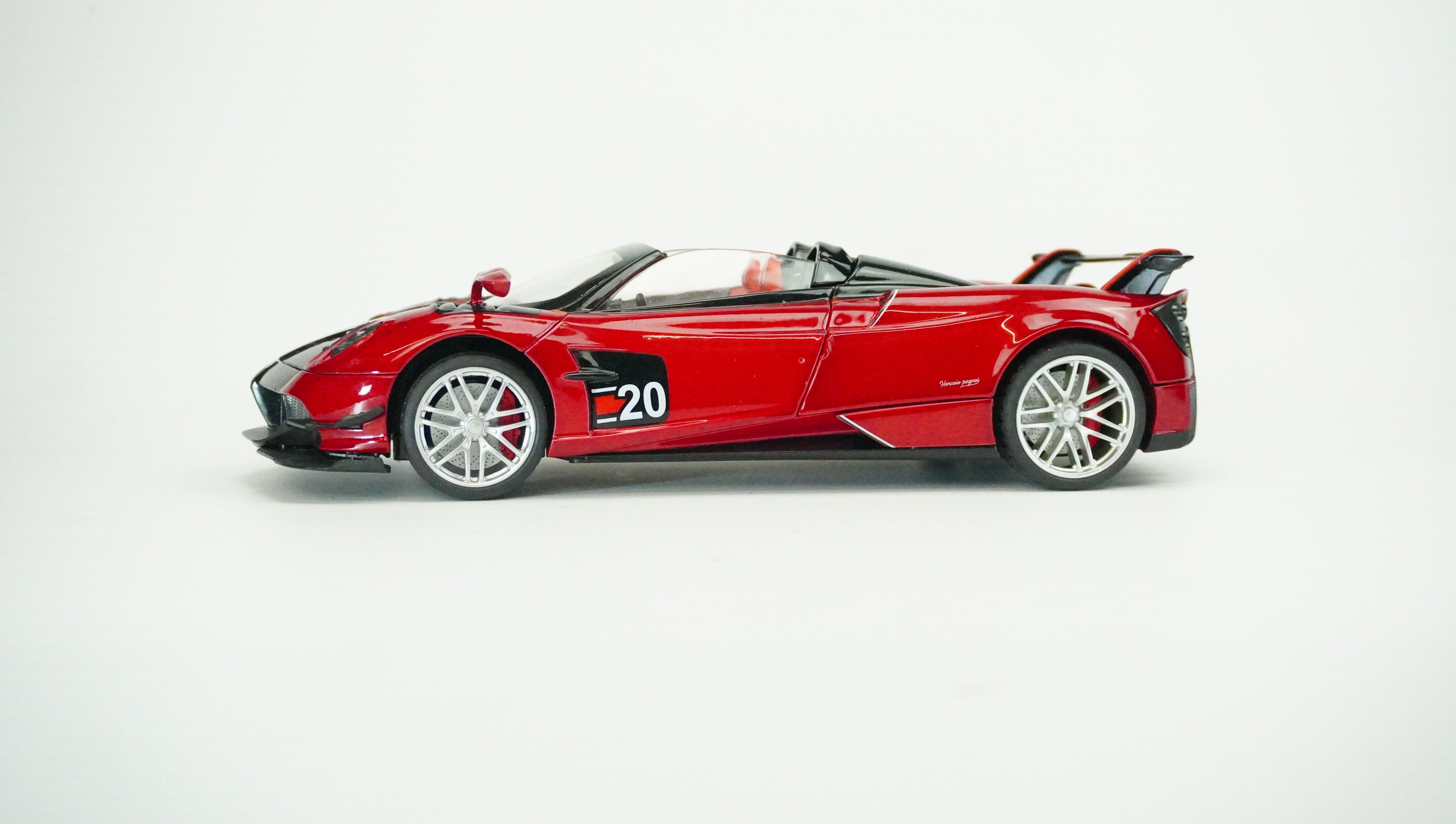 Pagani Huayra BC Roadster (without box) 1:18