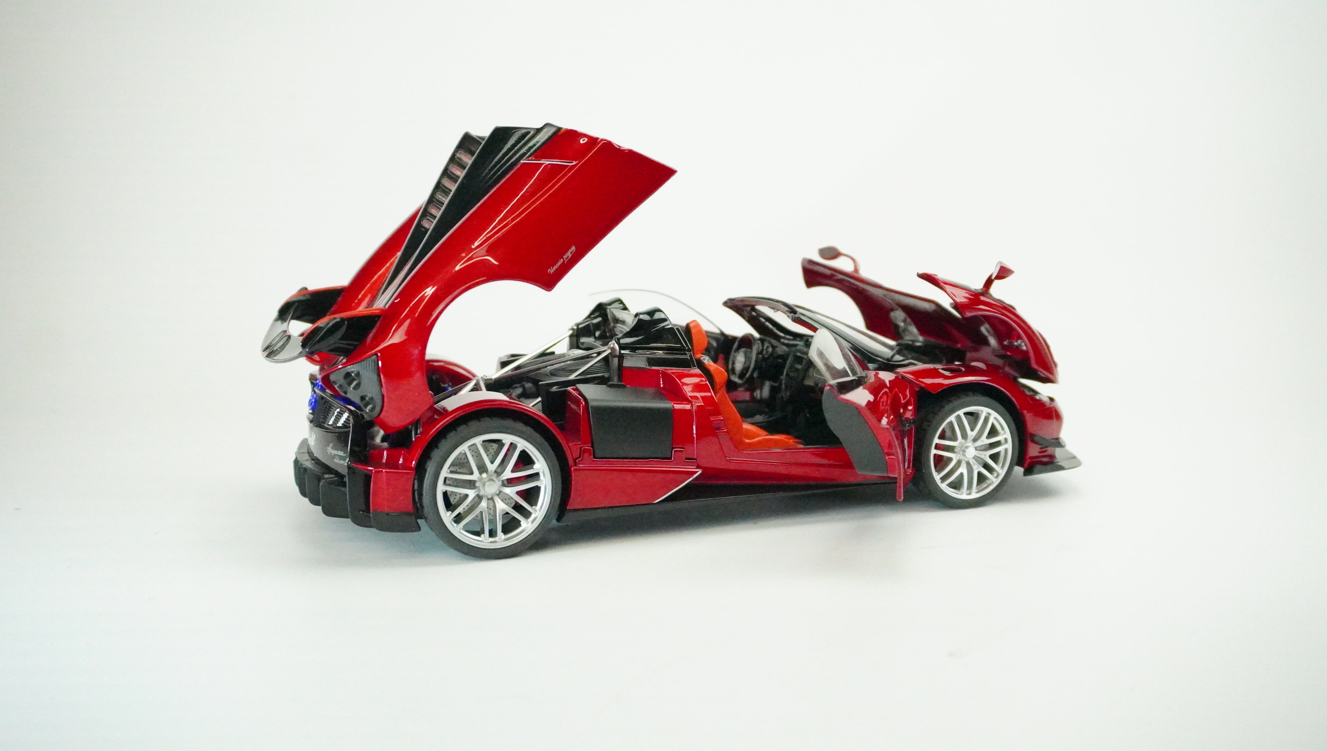 Pagani Huayra BC Roadster (without box) 1:18
