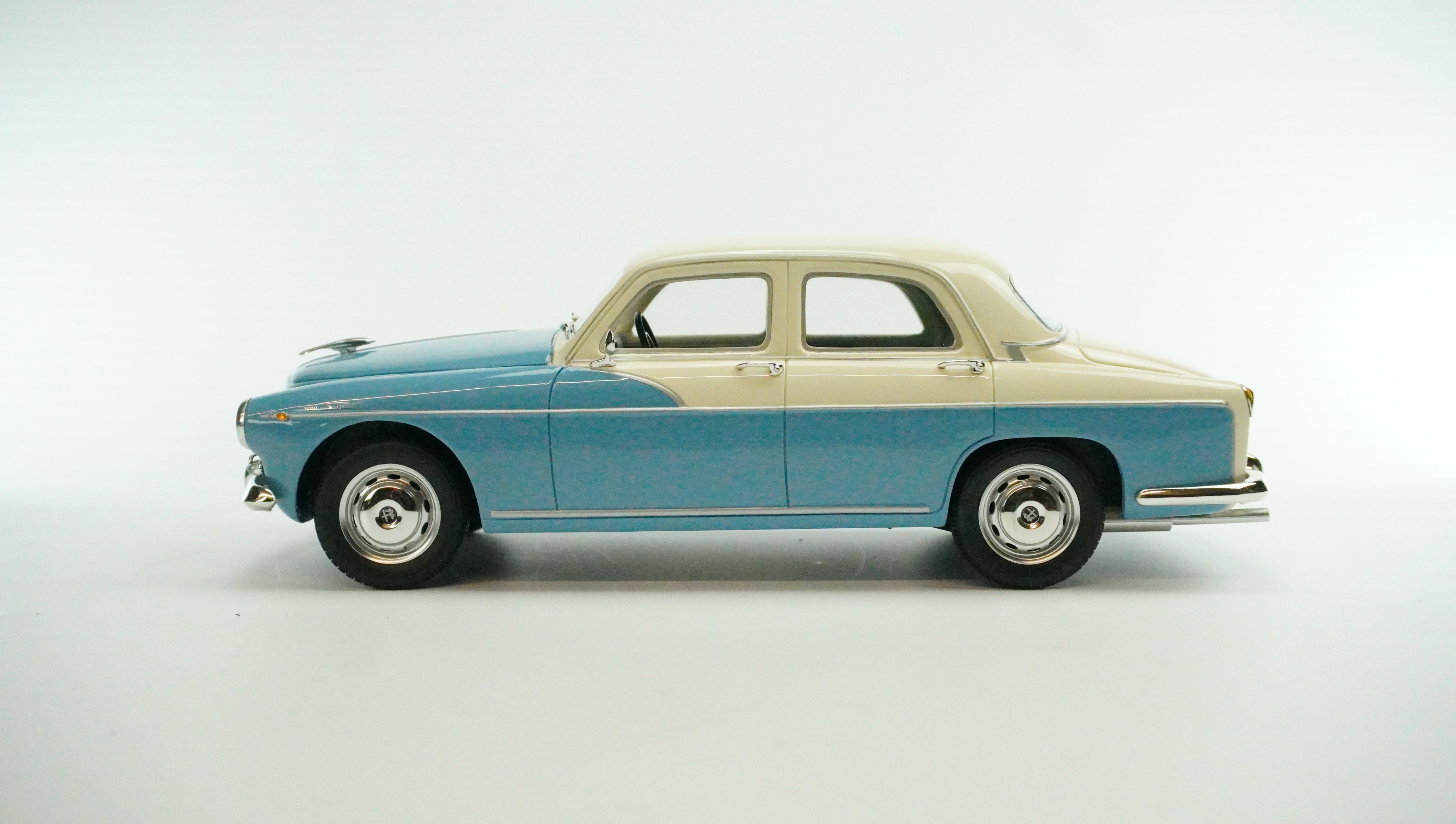 Alfa Romeo Berlinetta 58 Limited 1:18