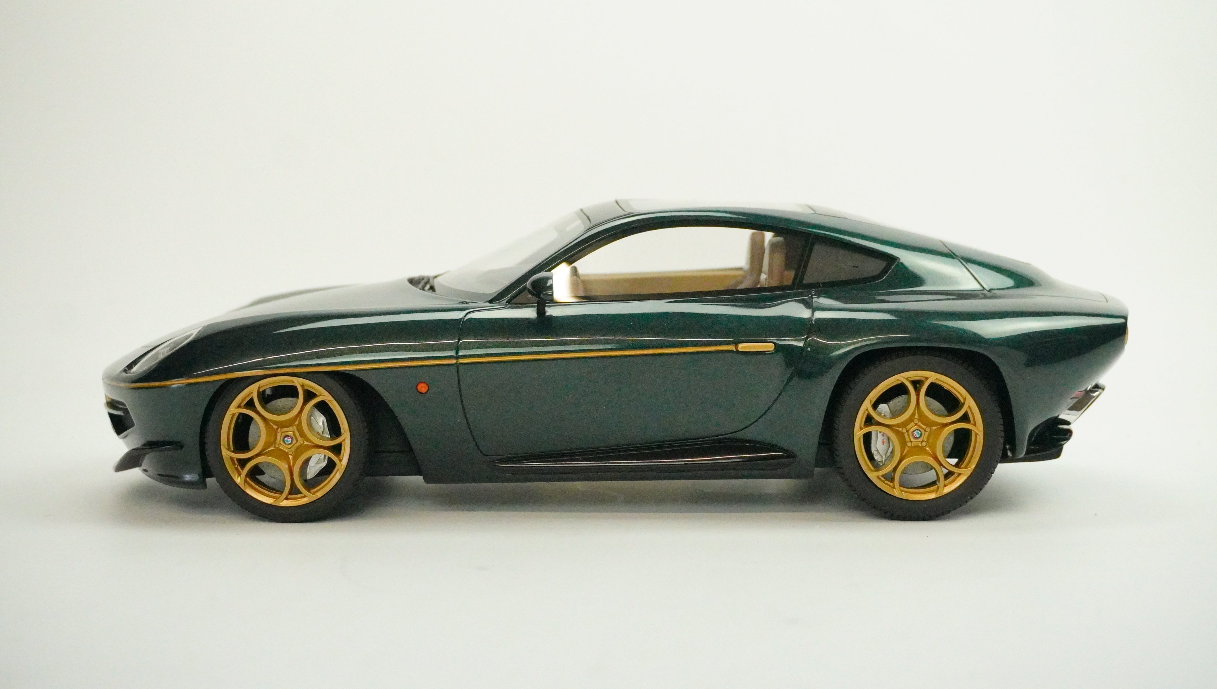 Touring Disco Volante Rarität 2013 1:18
