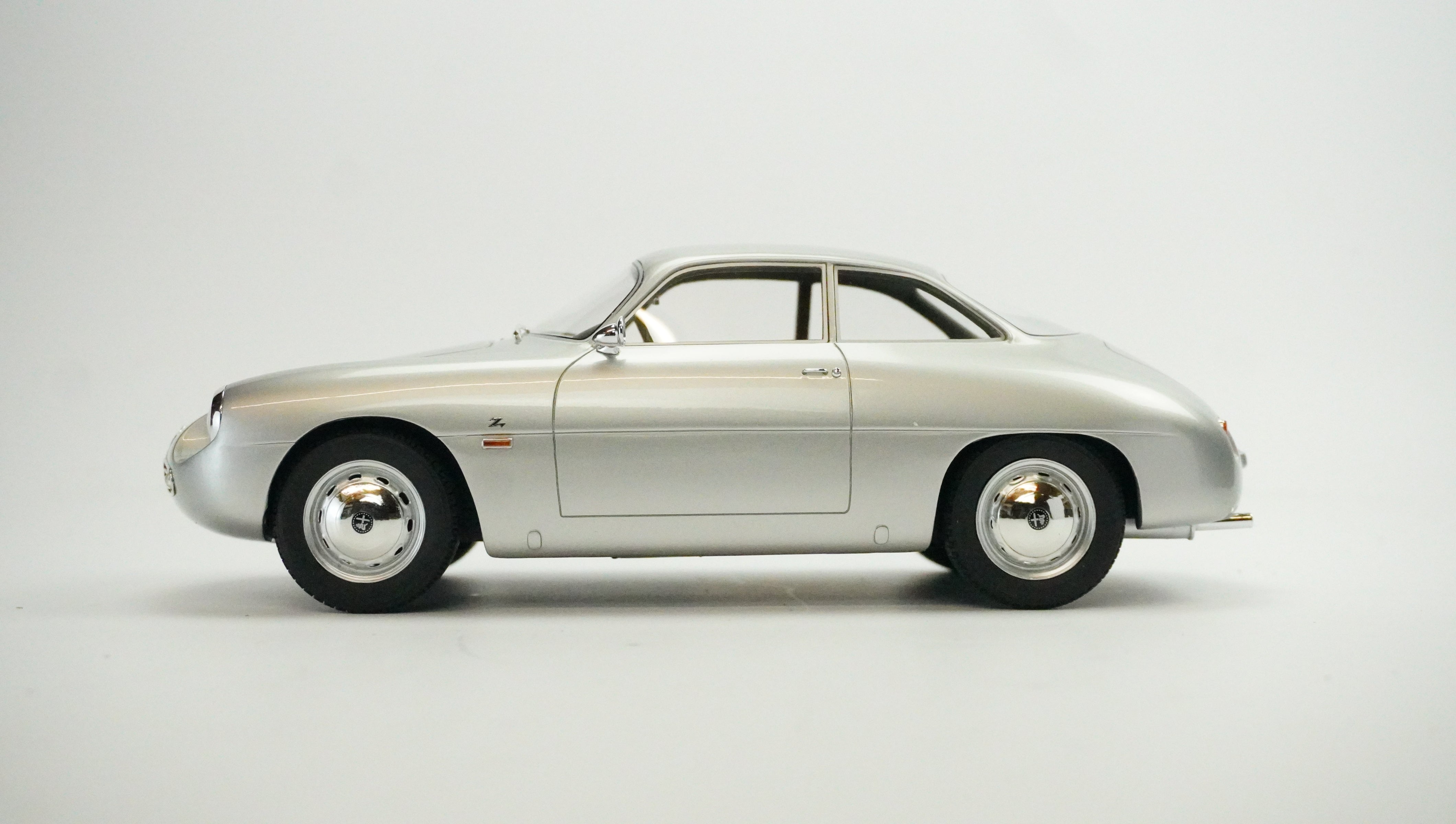 Alfa Romeo Giulietta Sprint Zagato Rarity 1:18