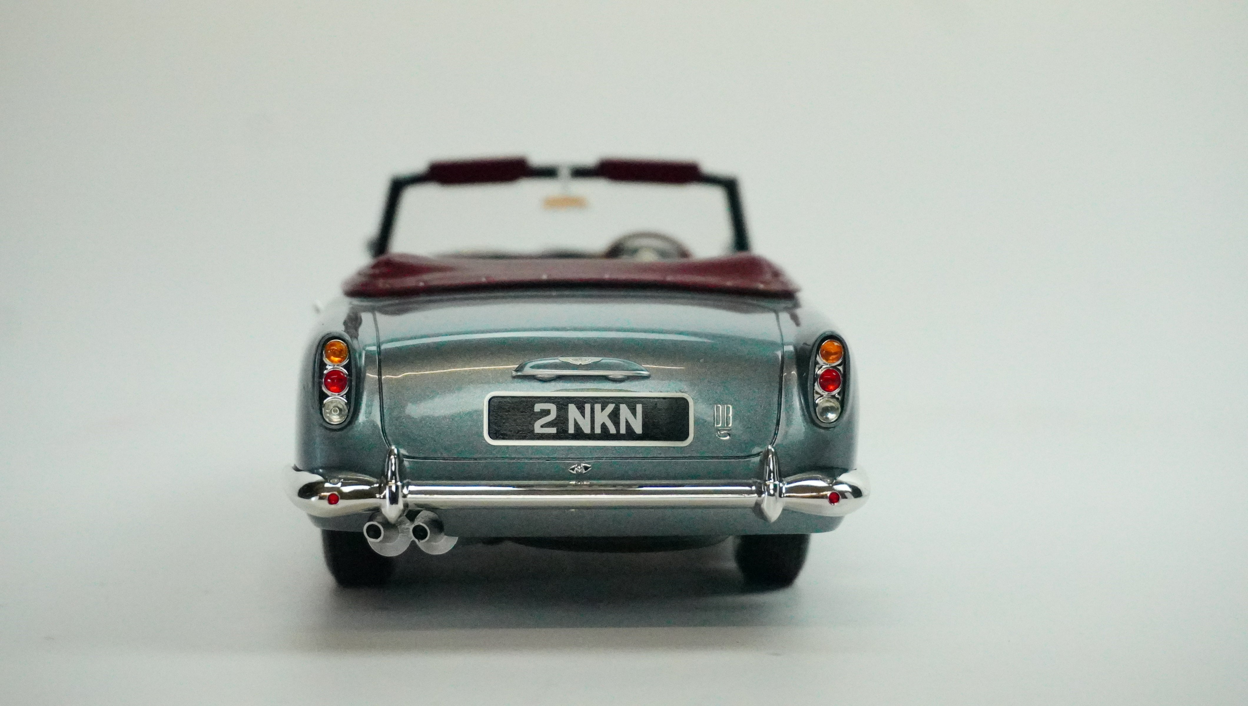 Aston Martin DB5 DHC Convertible 1964 1:18