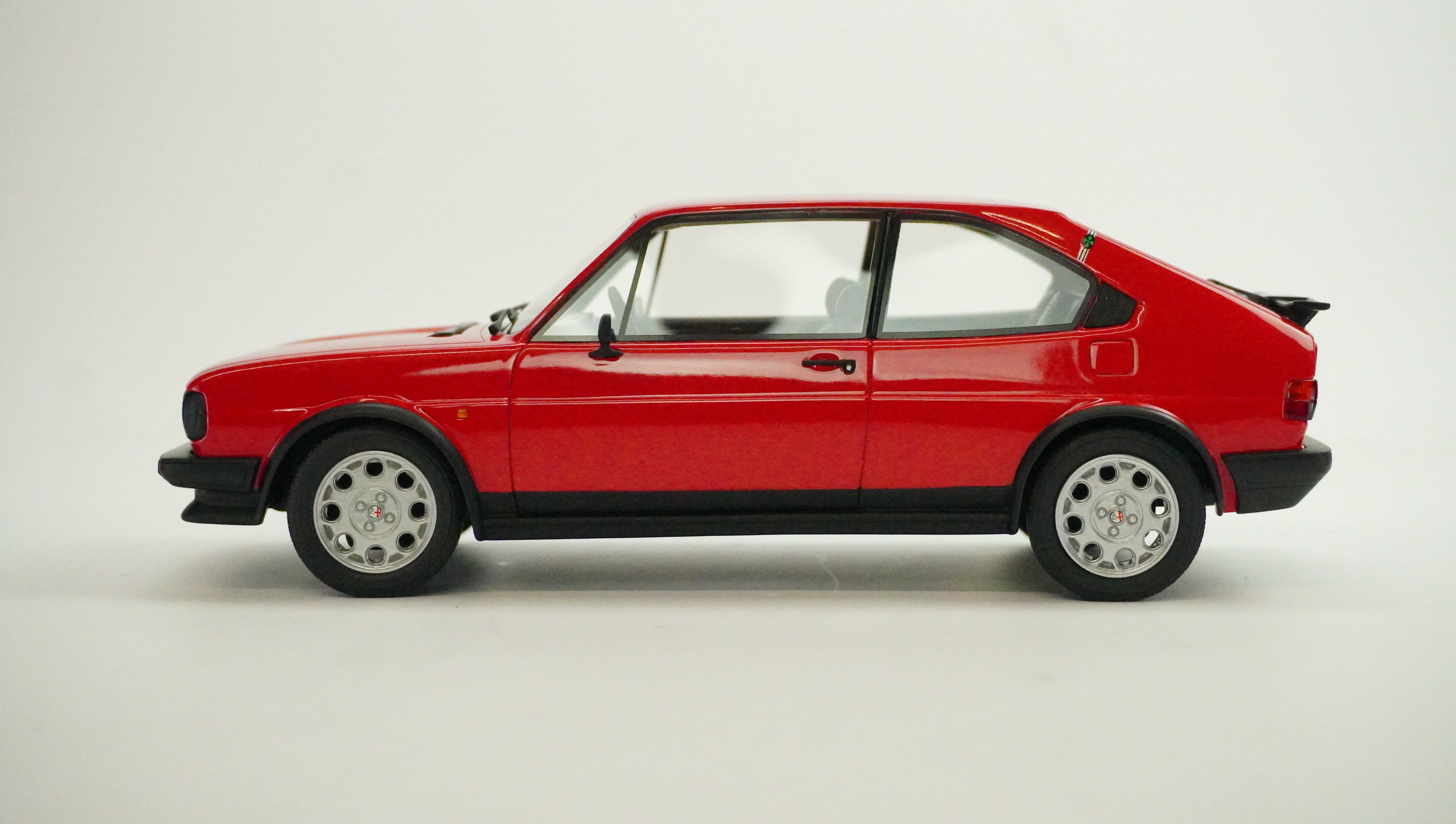 Alfa Romeo Alfasud TI 1983 1:18