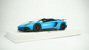 Lamborghini Aventador SV Roadster Limited (incl. Showcase) 1:18