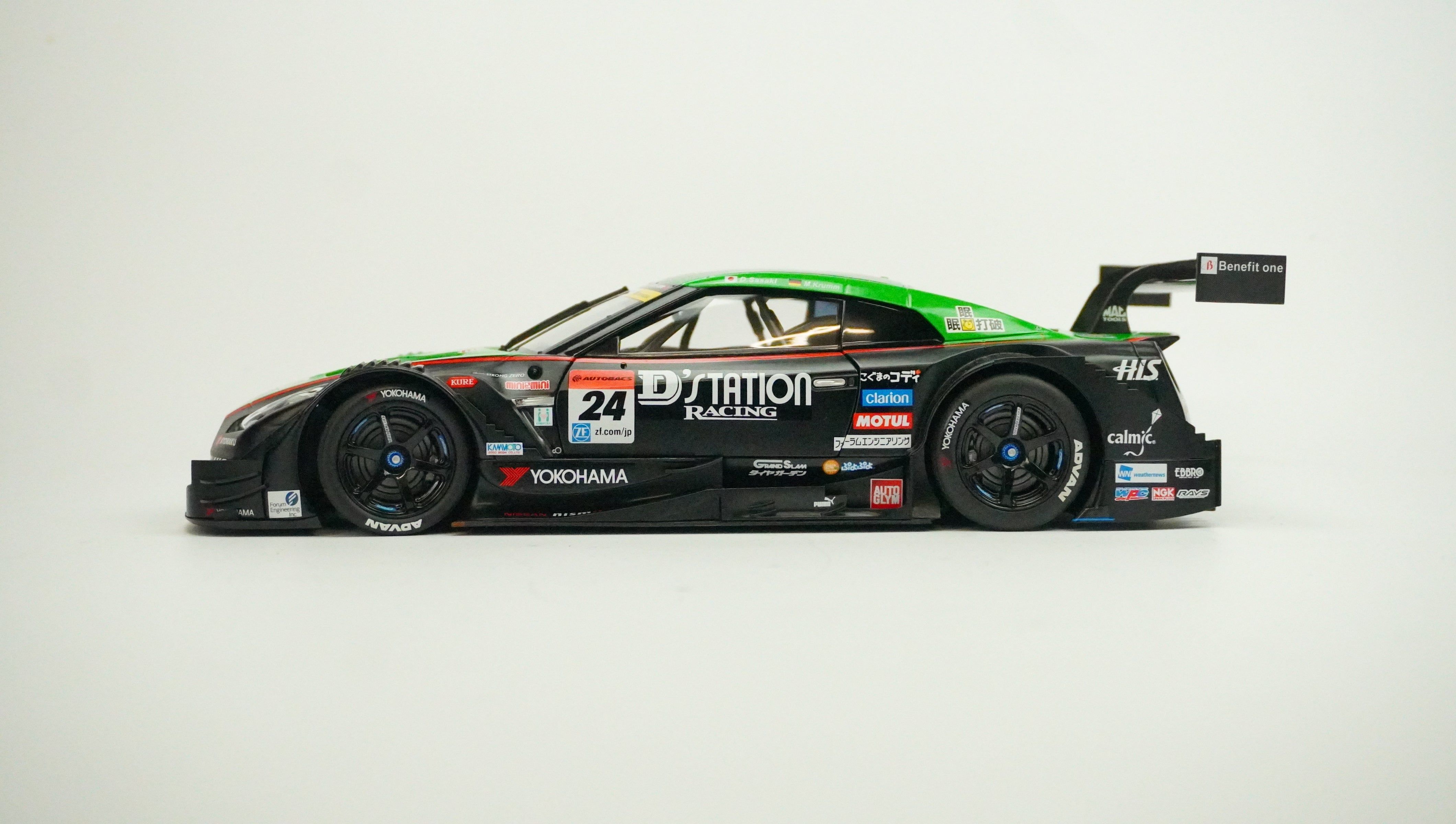 Nissan GT-R Super GT500 Nr.24 2015 1:18