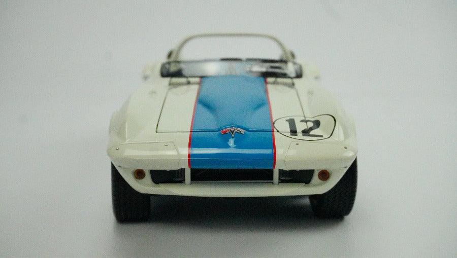 Roadster Nr.12 Rarität 1966 1:18