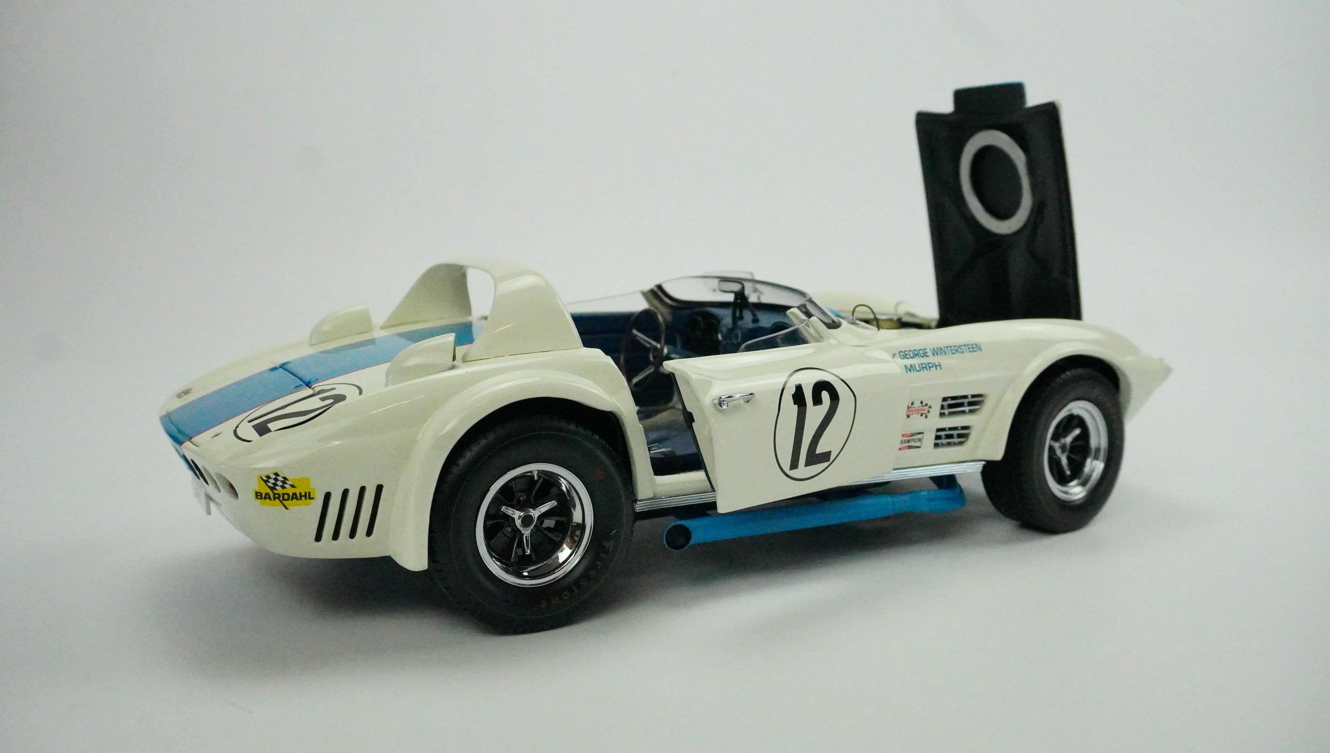 Chevrolet Corvette Grand Sport Roadster Nr.12 Rarität 1966 1:18