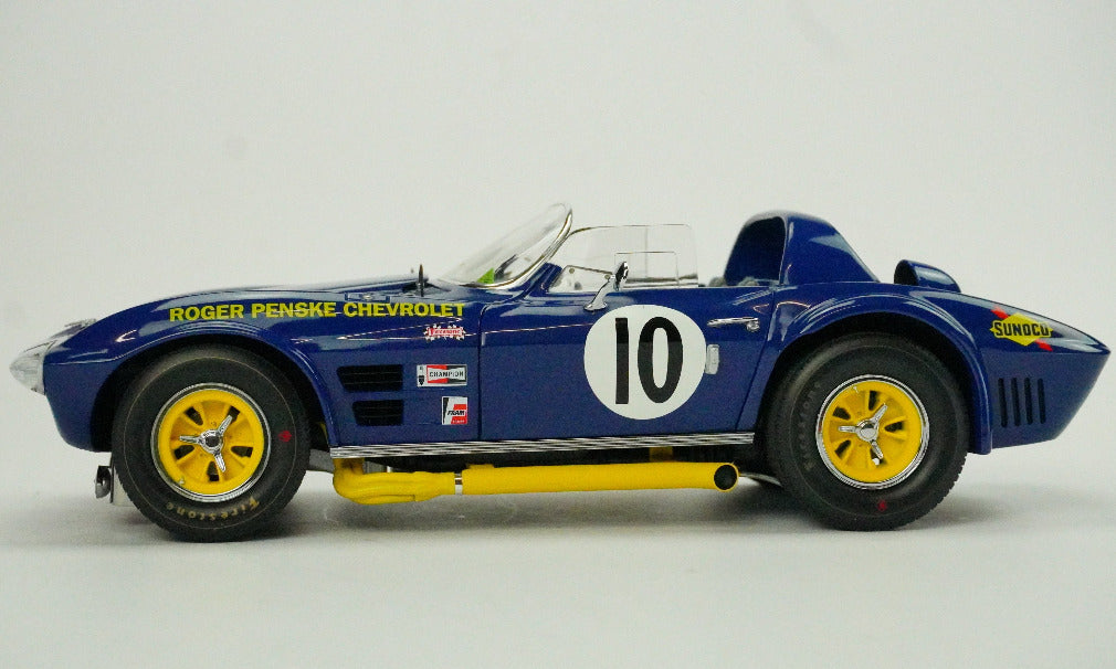 Chevrolet Corvette Grand Sport Roadster Nr.10 1966 Rarität 1:18