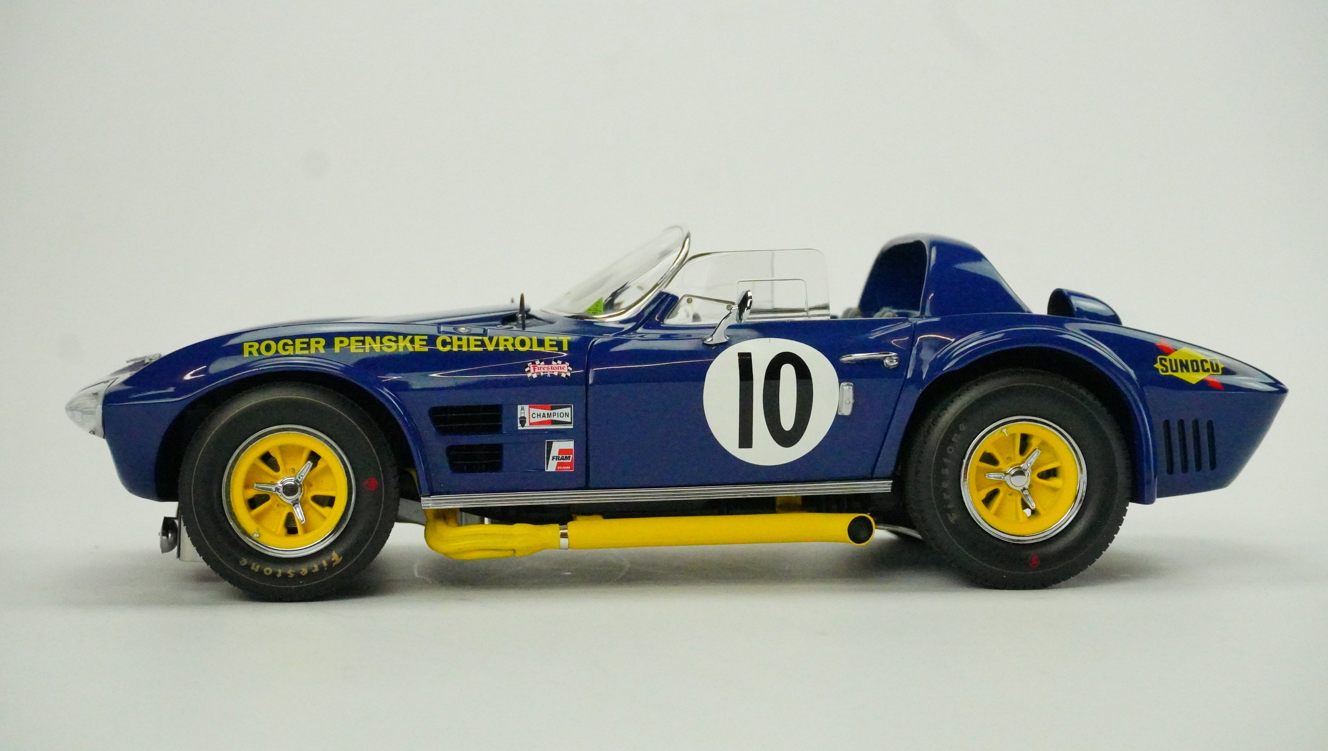 Chevrolet Corvette Grand Sport Roadster Nr.10 1966 Rarität 1:18