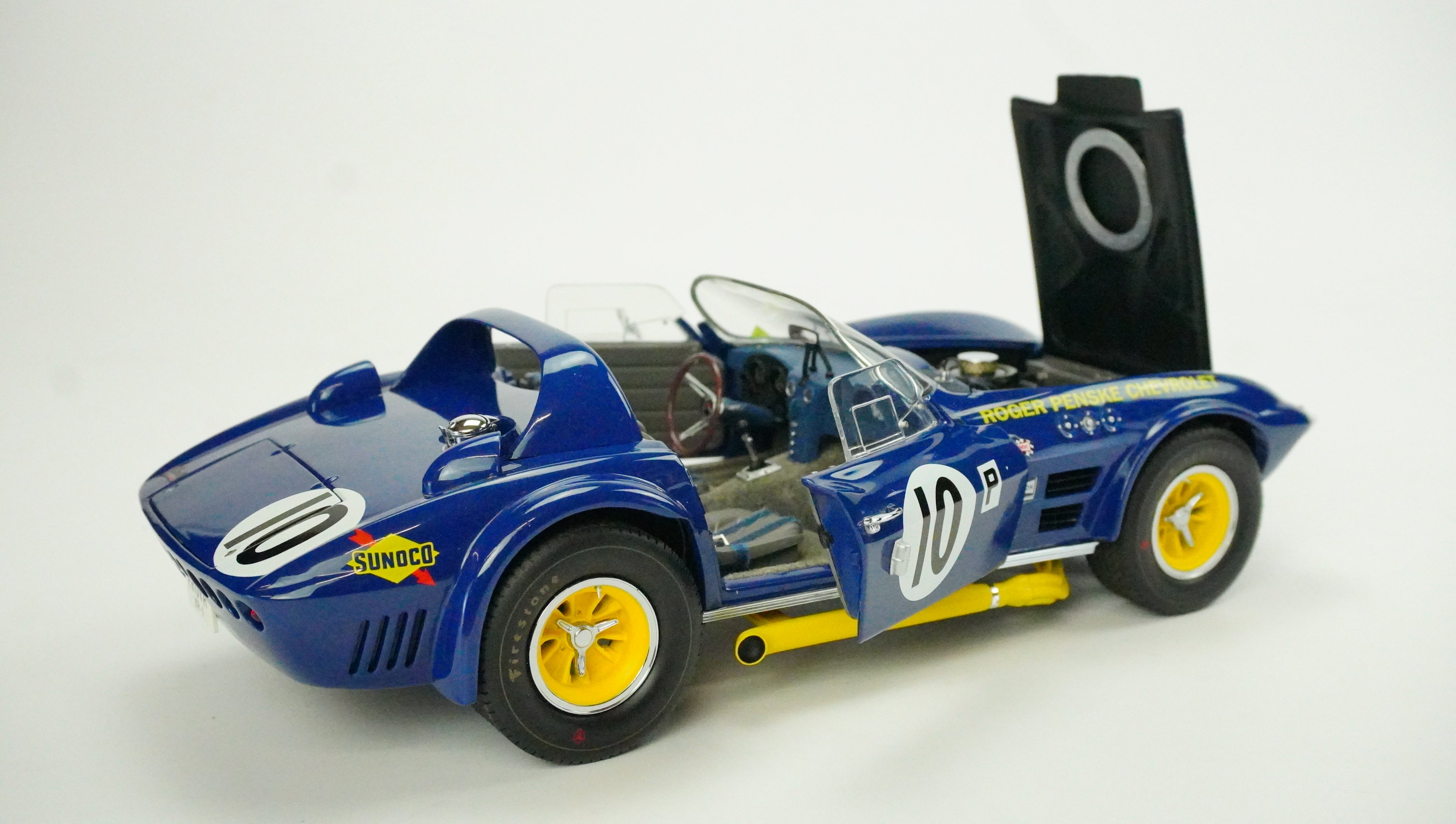 Chevrolet Corvette Grand Sport Roadster Nr.10 1966 Rarität 1:18