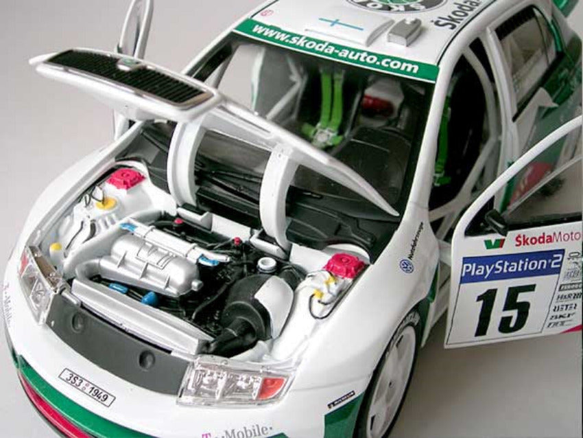 Skoda Fabia Rally Nr.15 2003 1:18