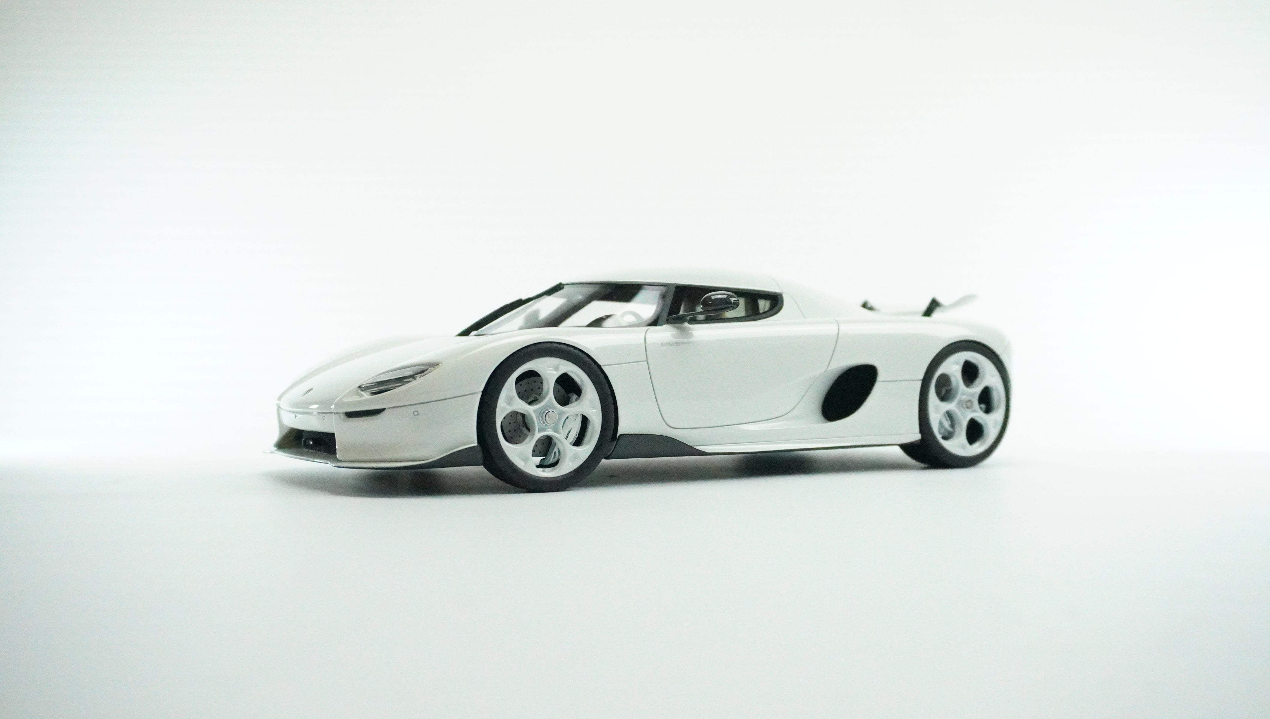 Koenigsegg CC850 Limited 1:18