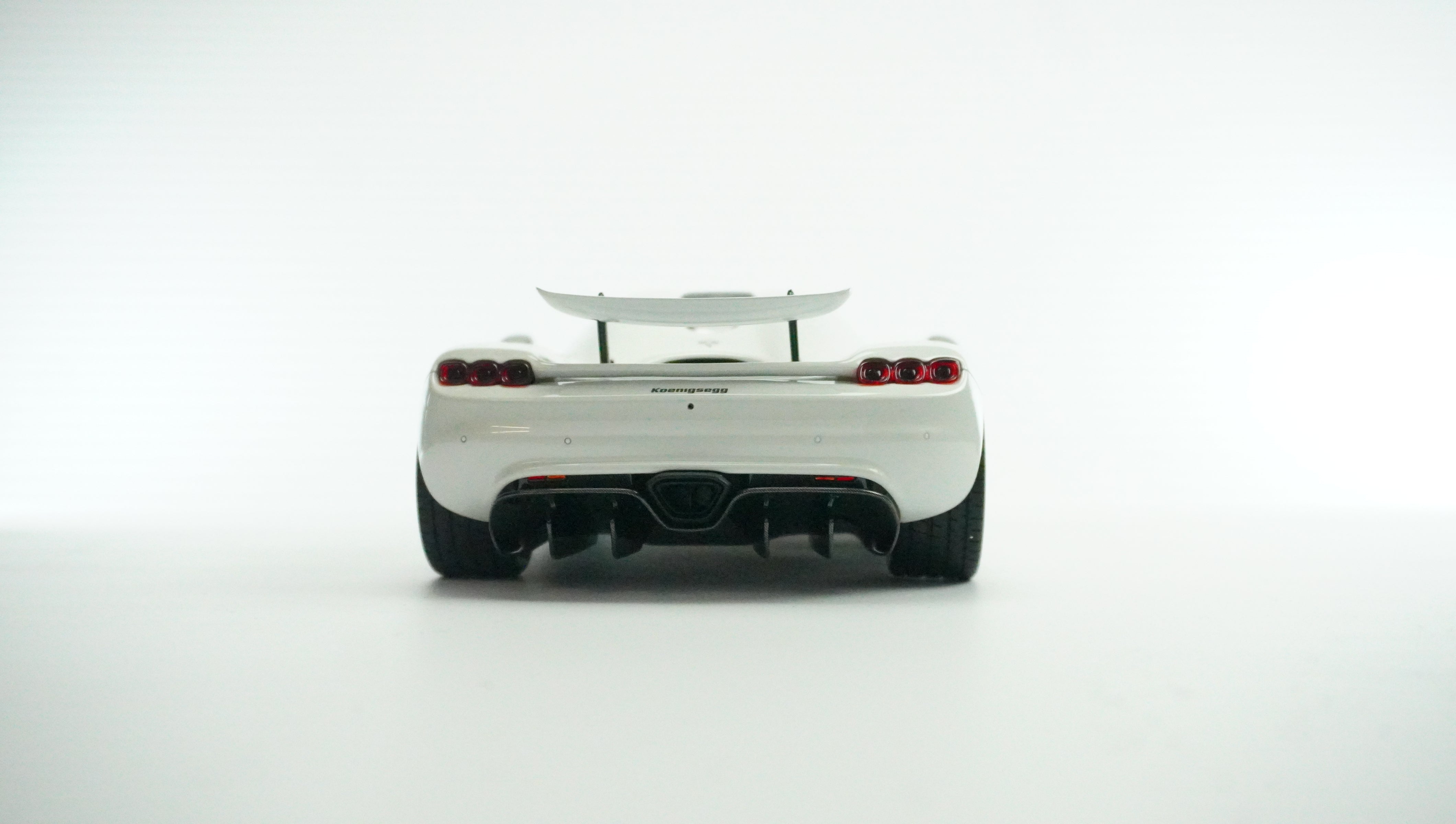 Koenigsegg CC850 Limited 1:18