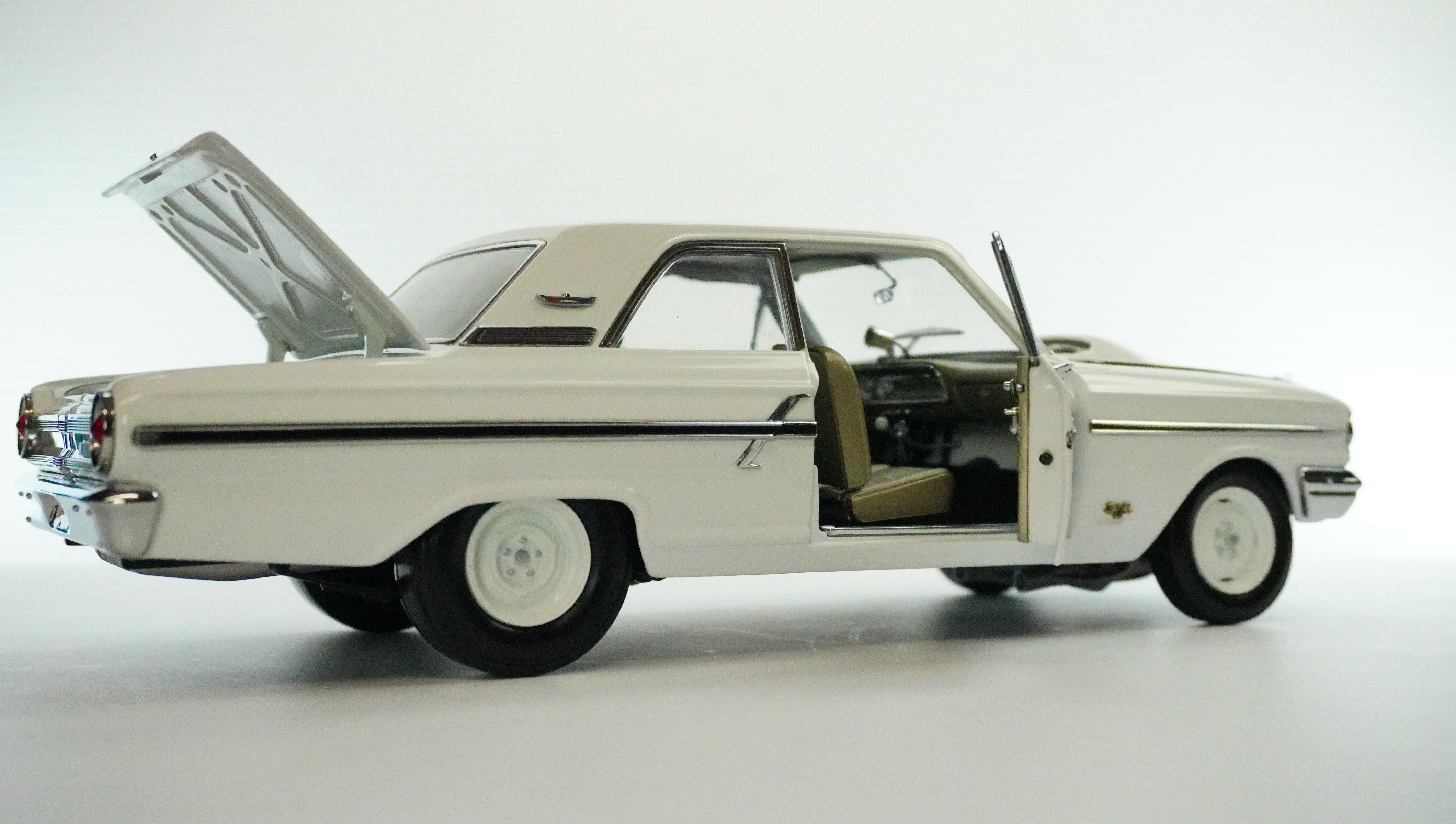 Ford Fairlane Thunderbolt Rarity 1964 1:18