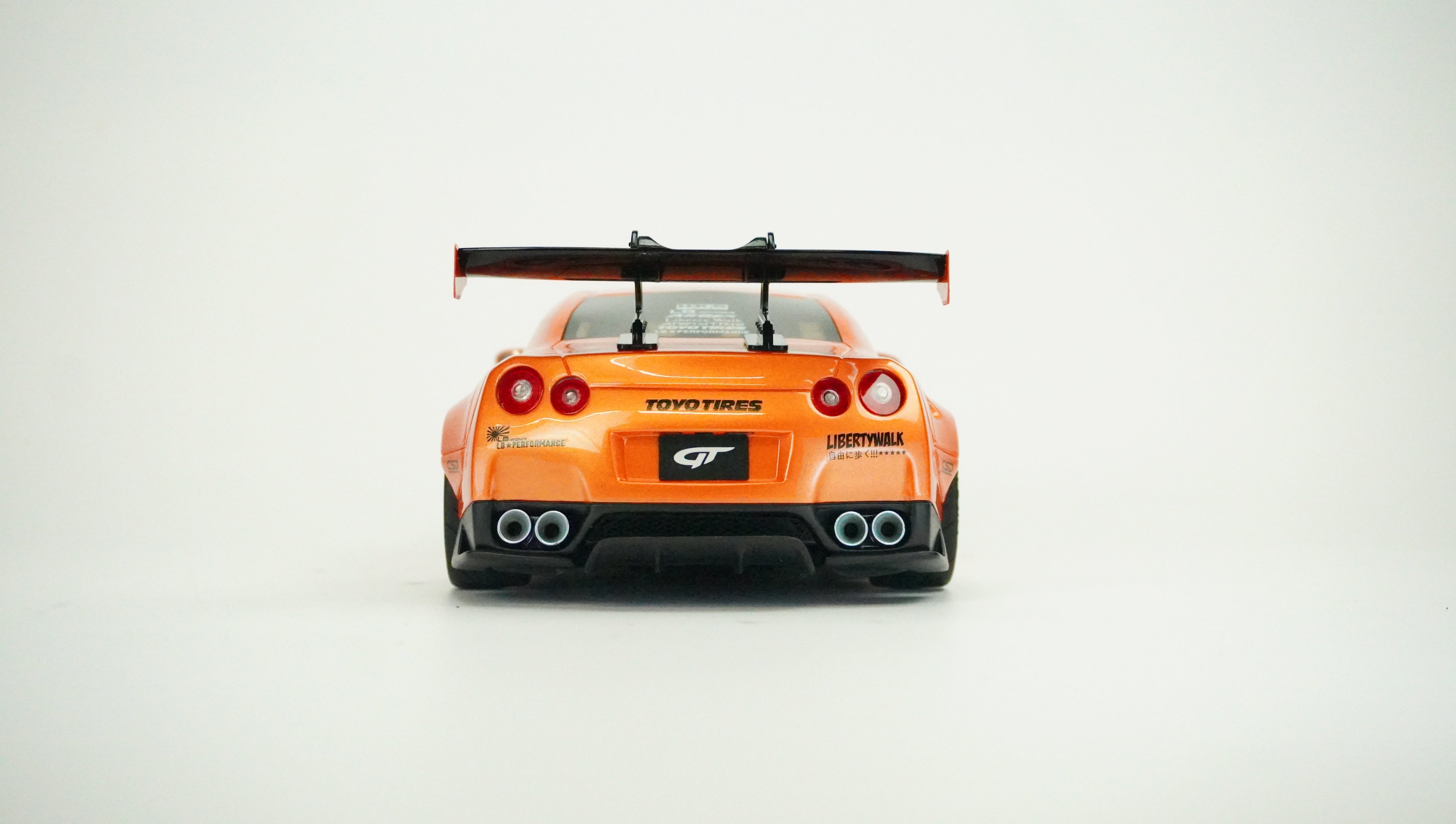 Nissan GT-R(R3 5) LB-Works Limited 1:18