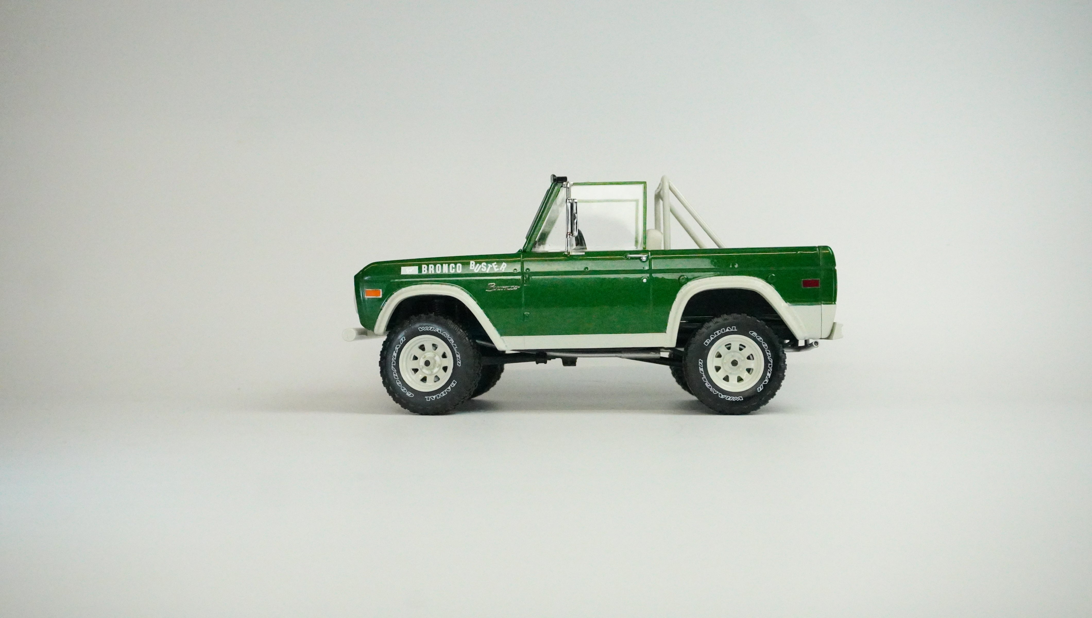 Ford Bronco Buster Limited 1970 1:18