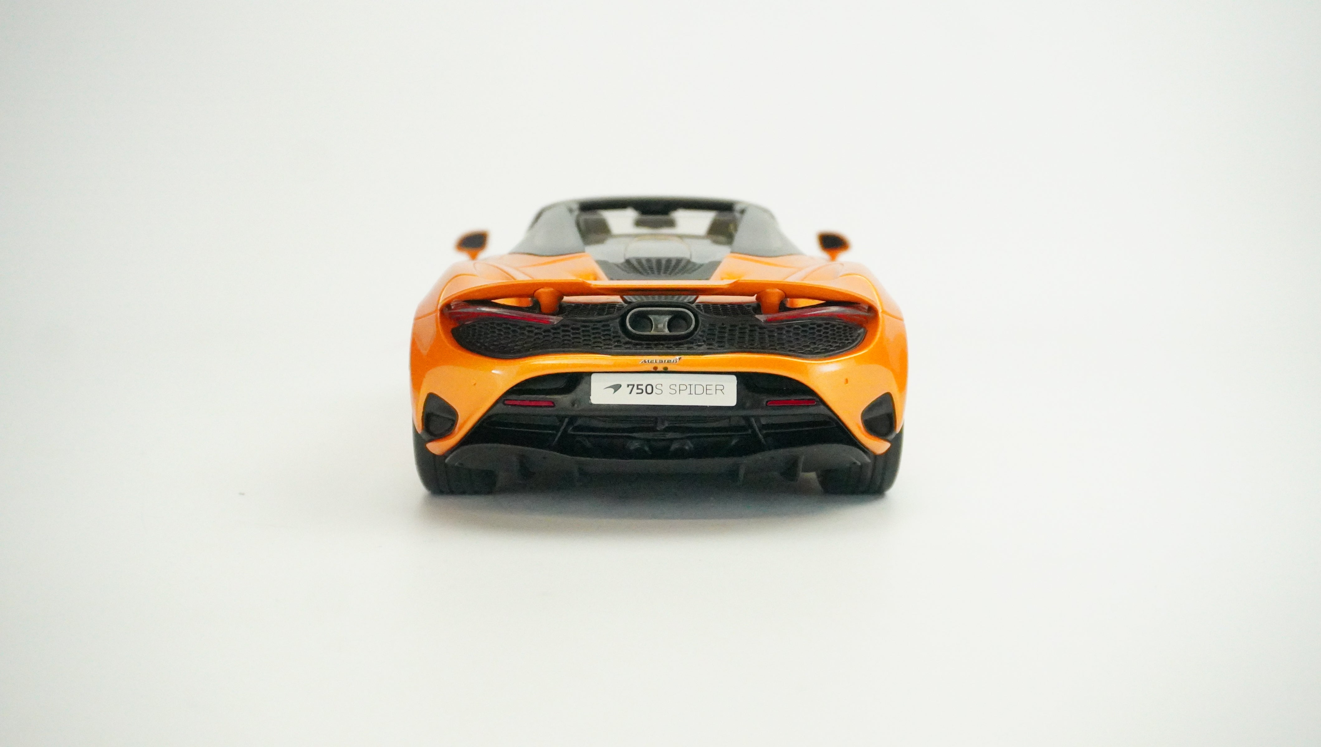 McLaren 750S Spider Limited 1:18