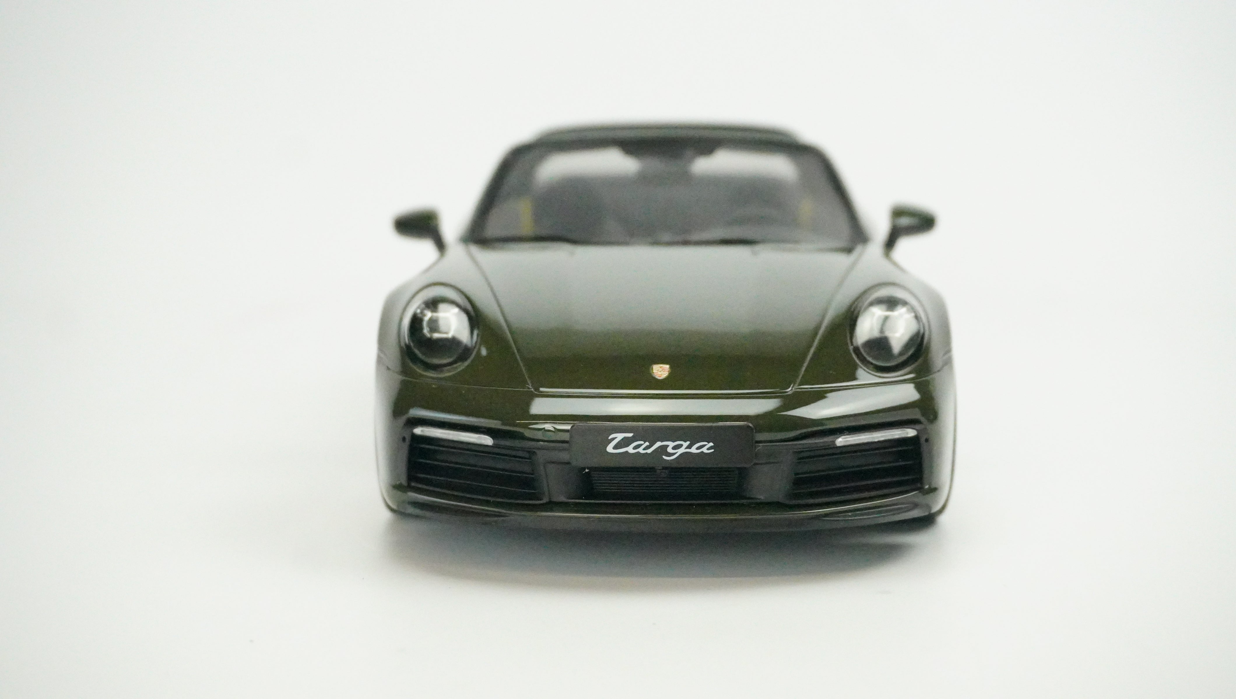Porsche 992 Targa 45 Limited 1:18