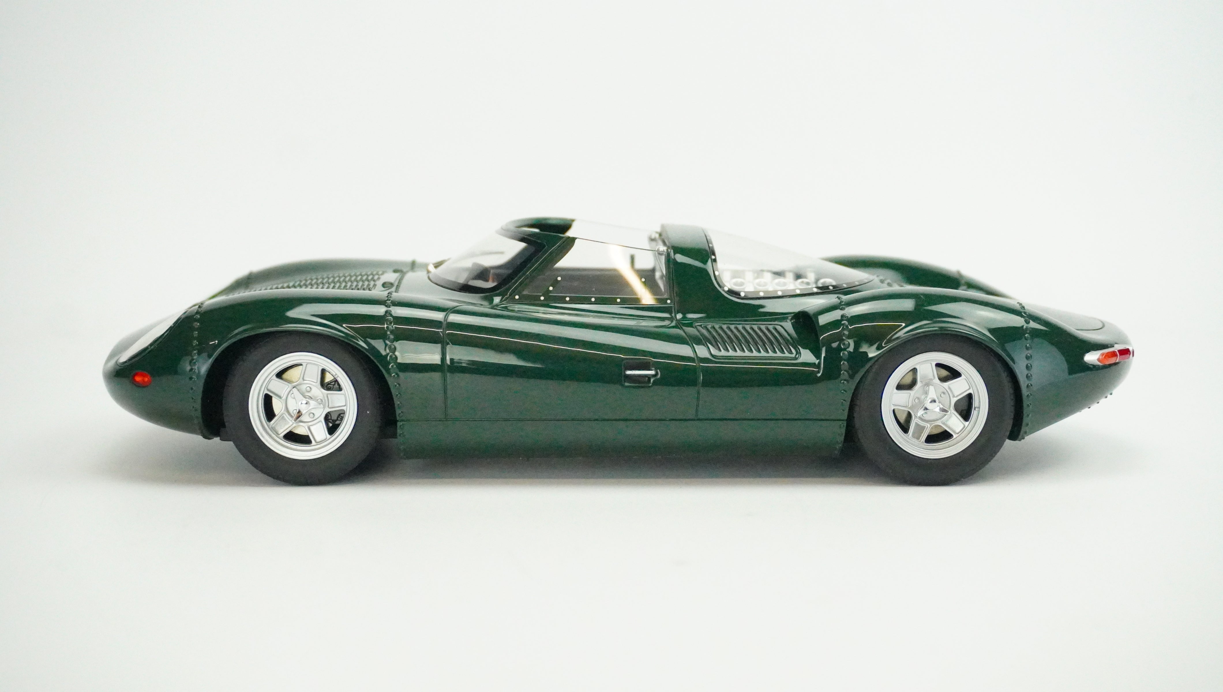 Jaguar XJ13 Spider Limited 1966 1:18