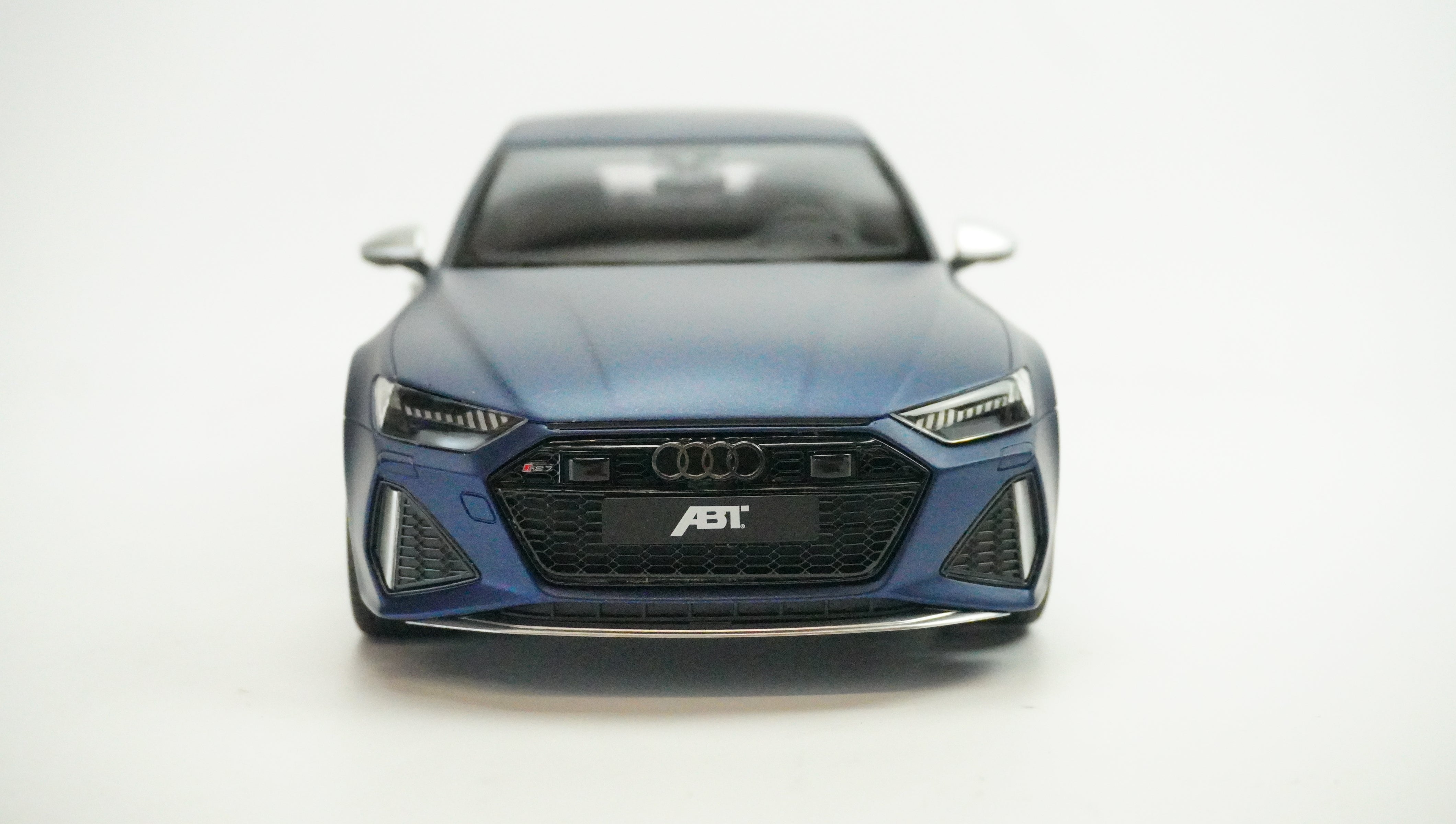 Audi RS/ABT Sportline Blau Matt Limited 1:18