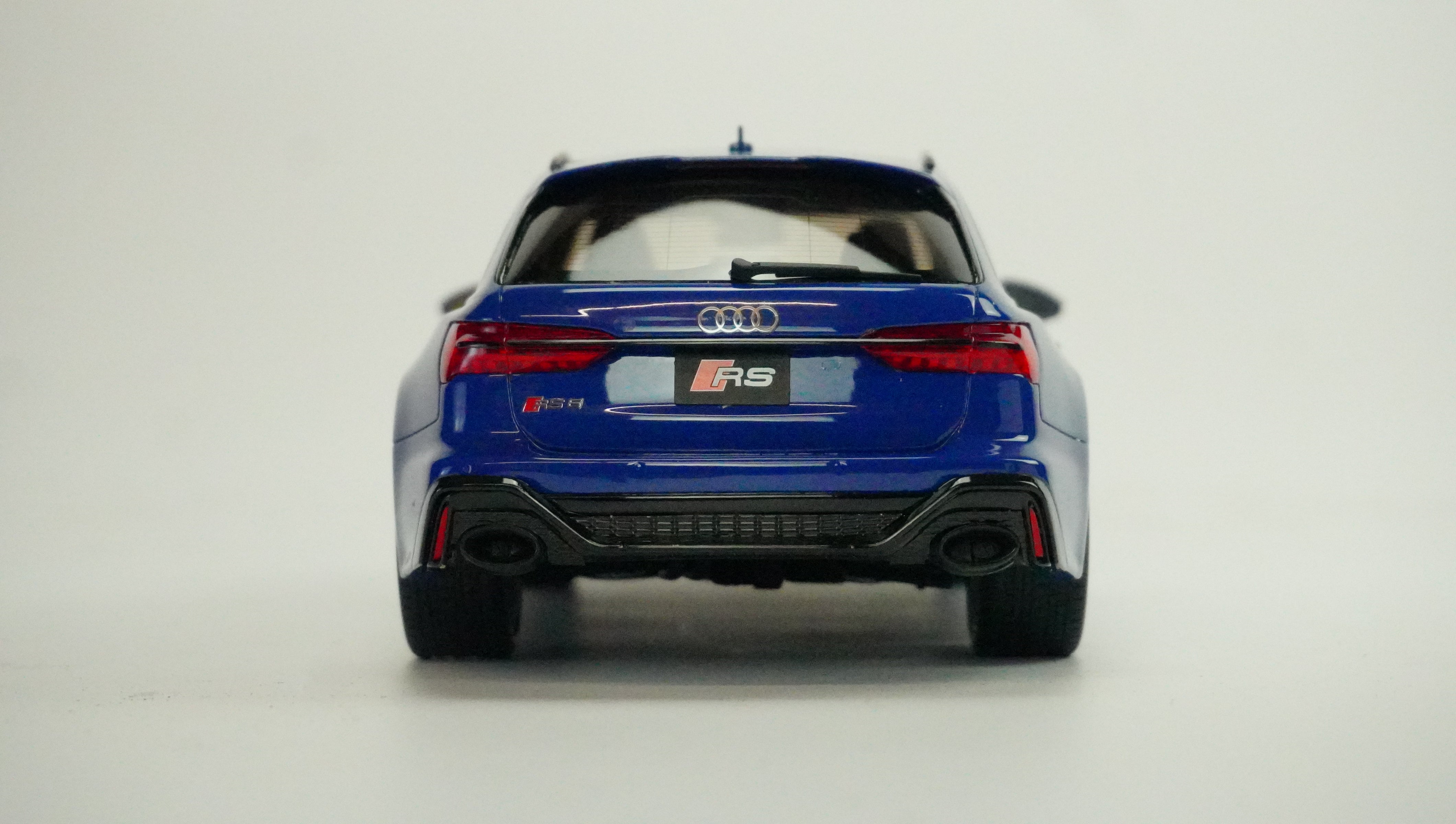 Audi RS6 Tribute Edition Limited 1:18