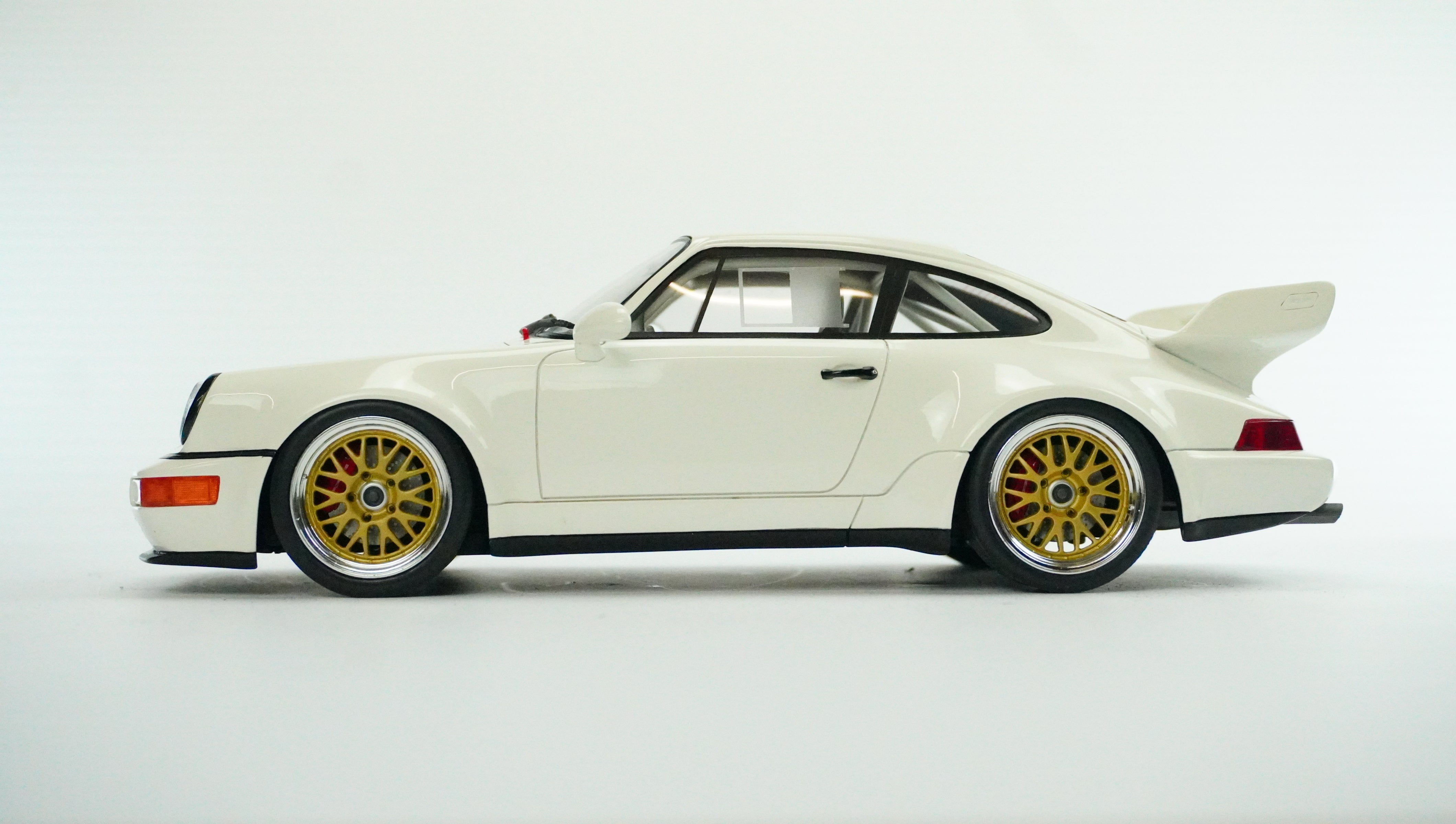 Porsche 964 RSR Carrera Limited 1:18