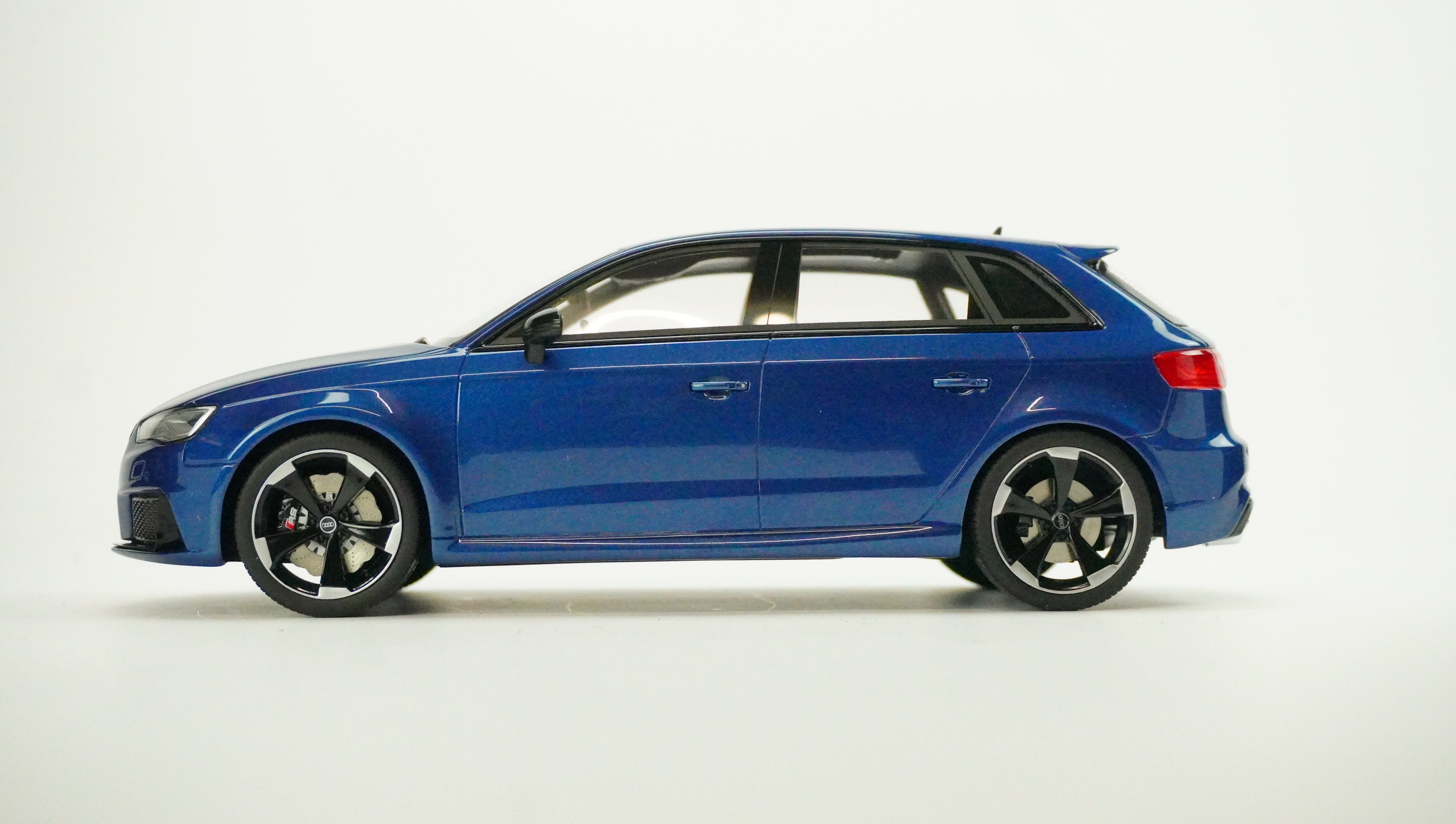 Audi RS3 Sportback Limited 1:18