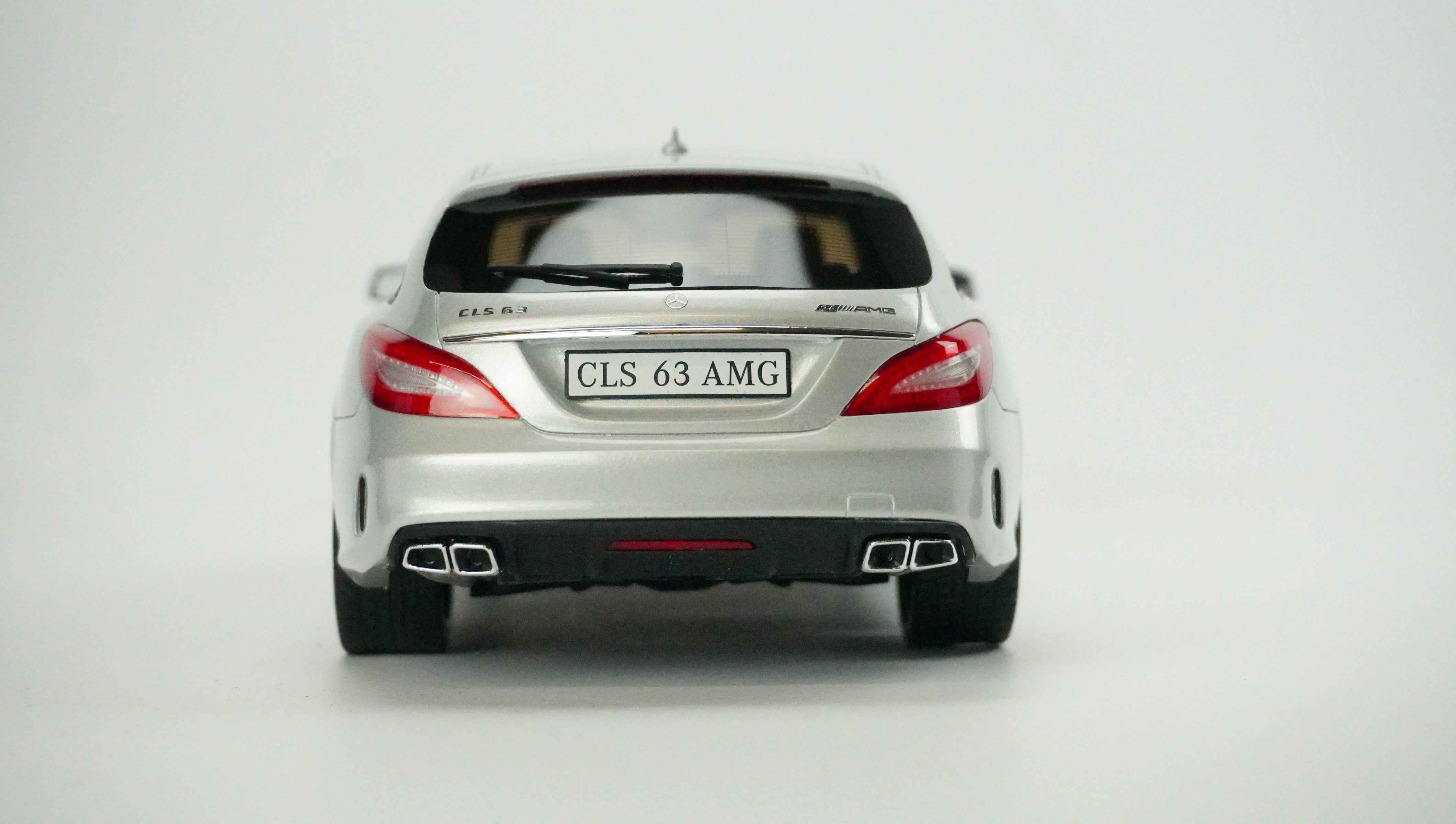 Mercedes Benz CLS Shooting Brake Limited Rarität 1:18