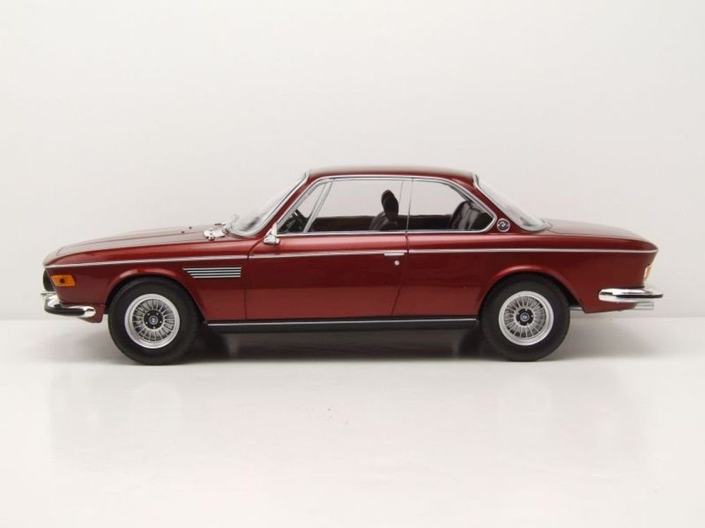 BMW CSI 3.0 1971 Limited 1:18