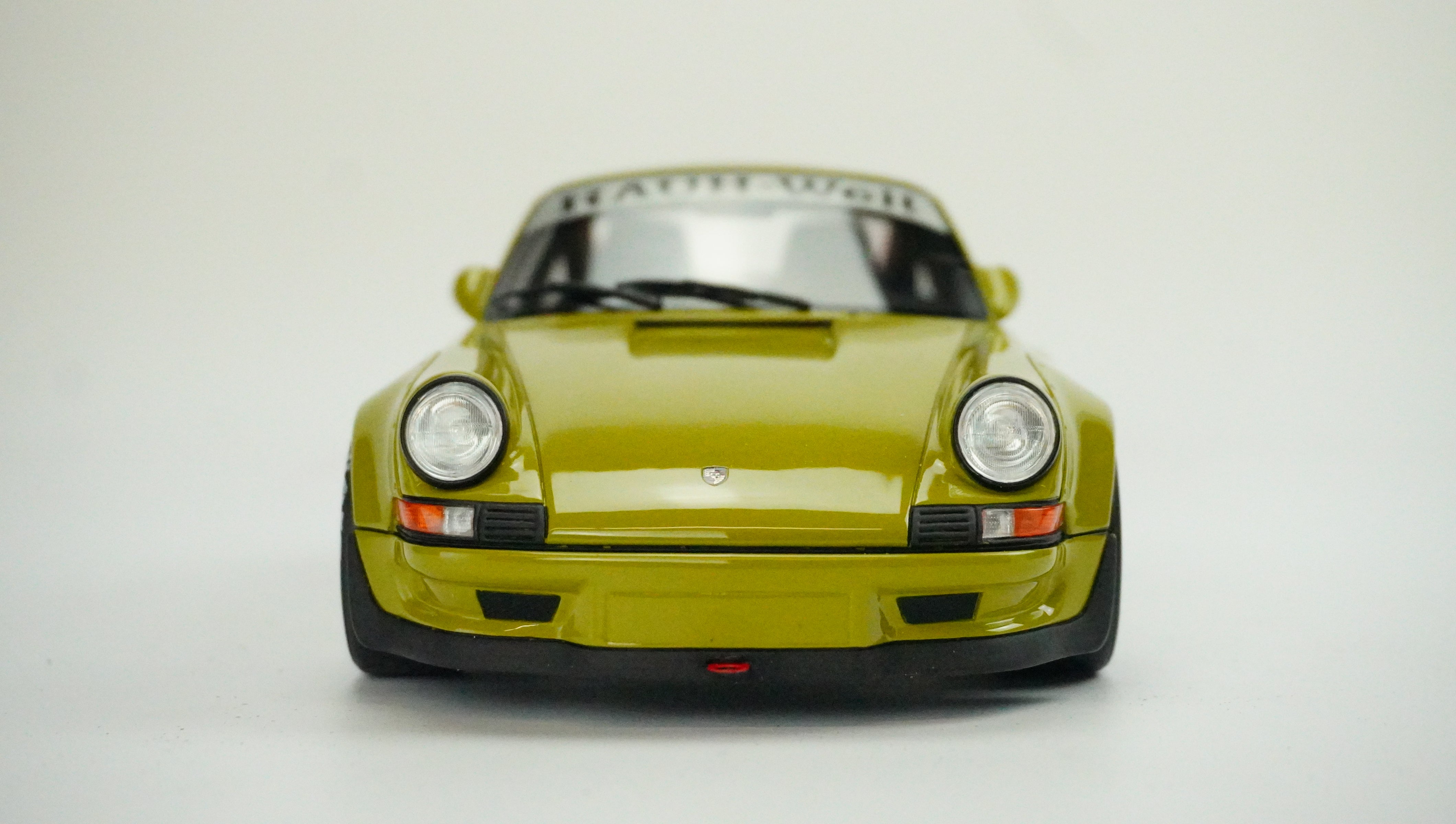 Porsche 911 Carrera RWB Classic Limited 1:18