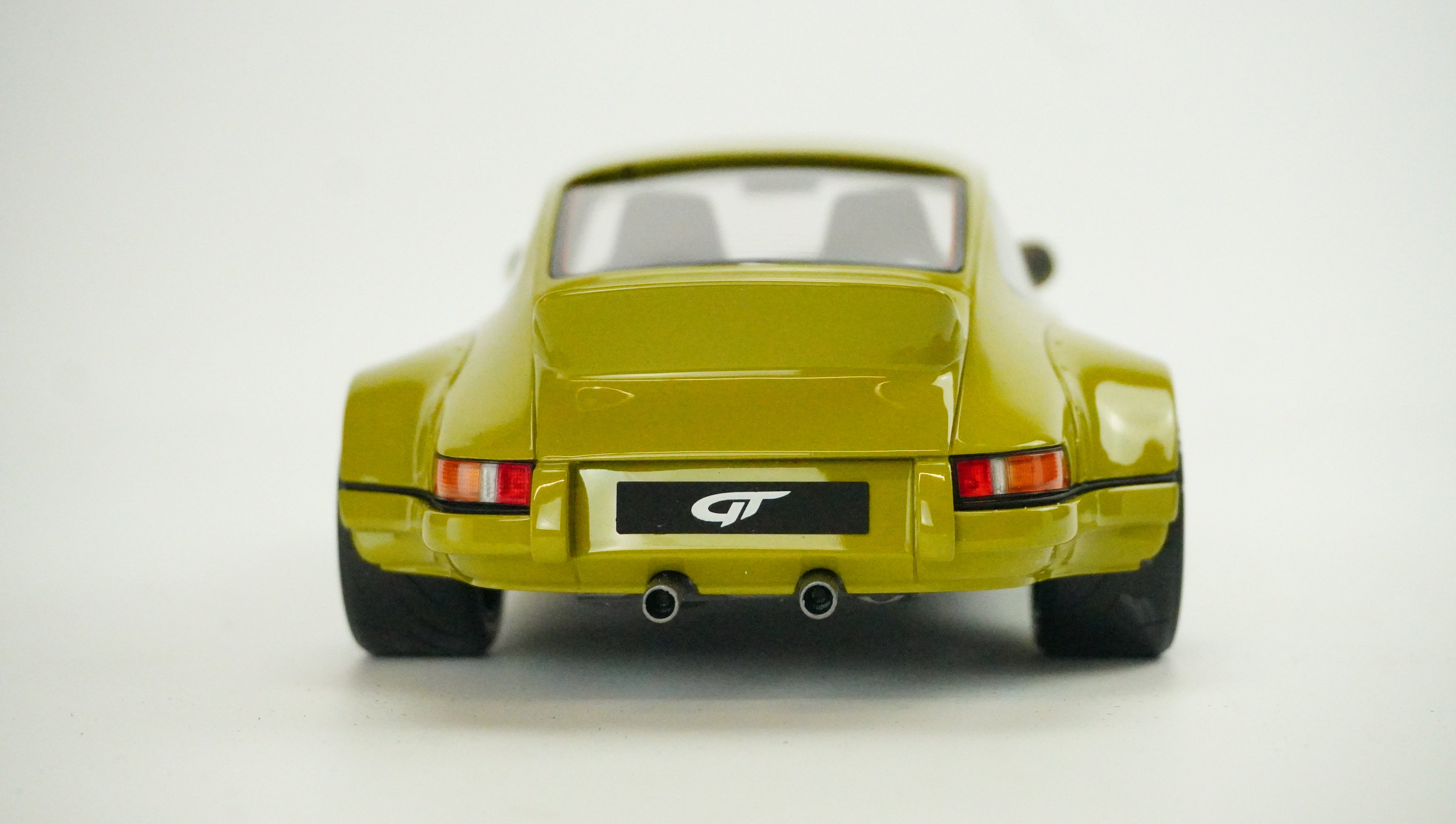 Porsche 911 Carrera RWB Classic Limited 1:18